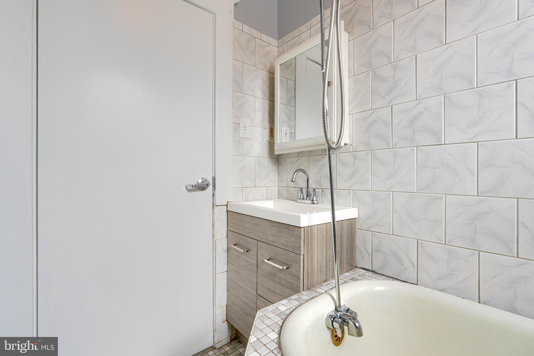 HAMILTON - Residential