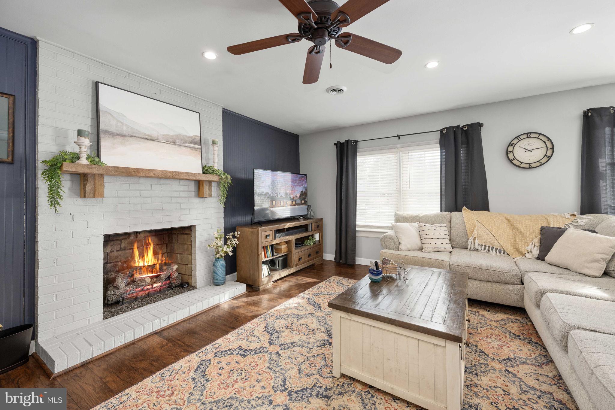 THE MEADOWS - Residential