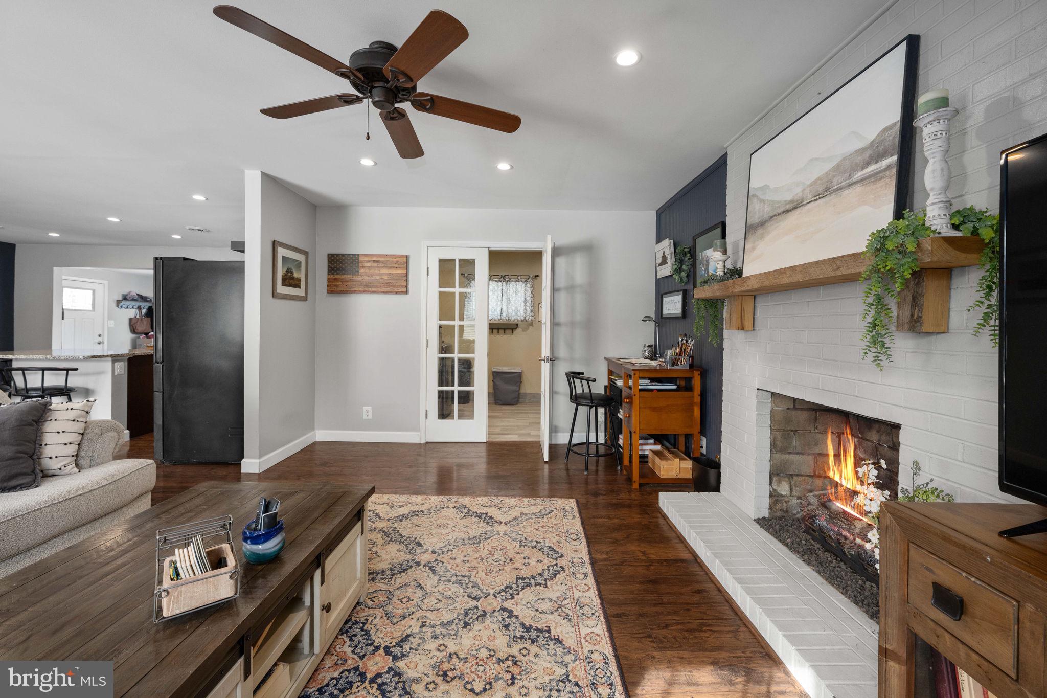 THE MEADOWS - Residential