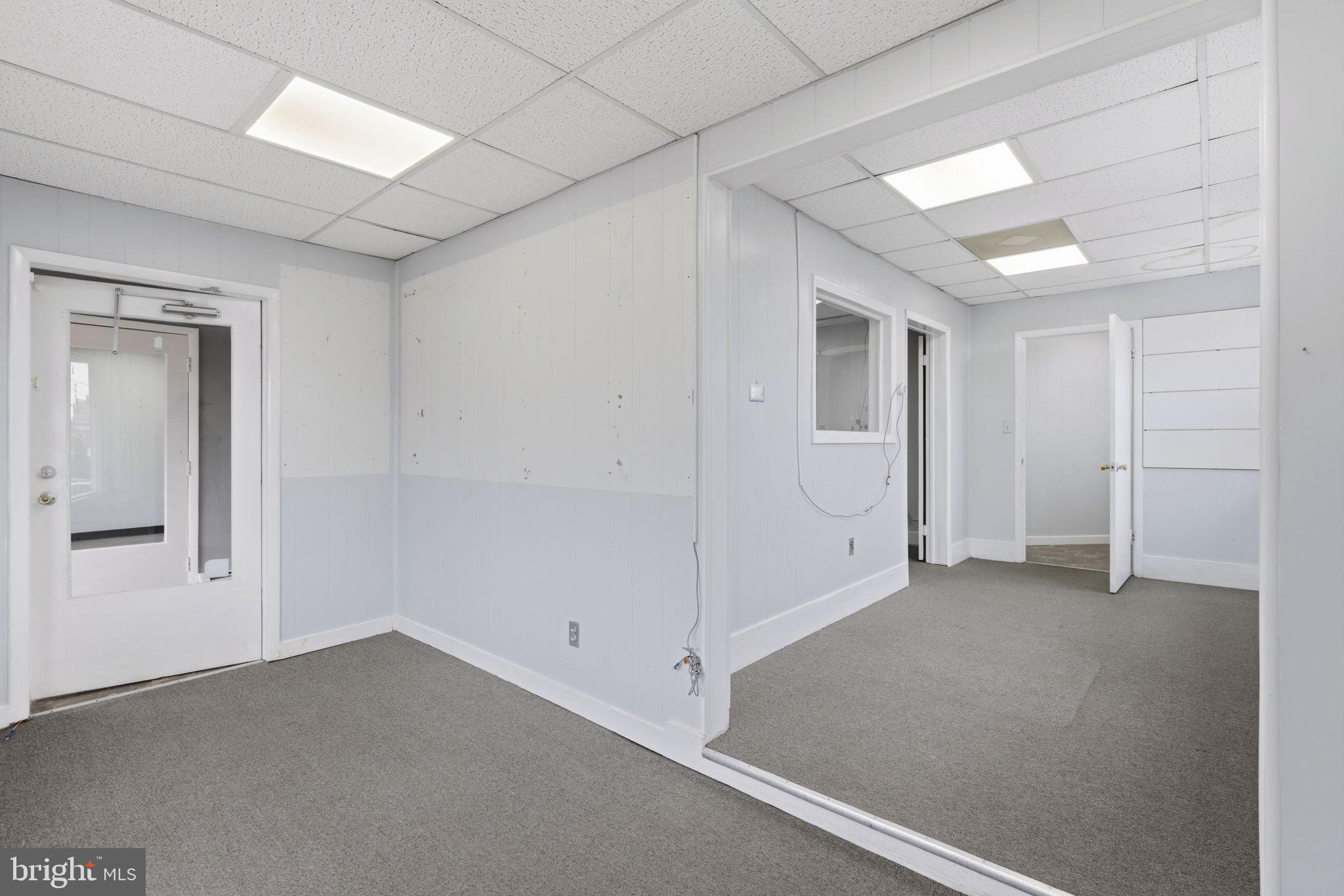 211 W BEL AIR AVENUE