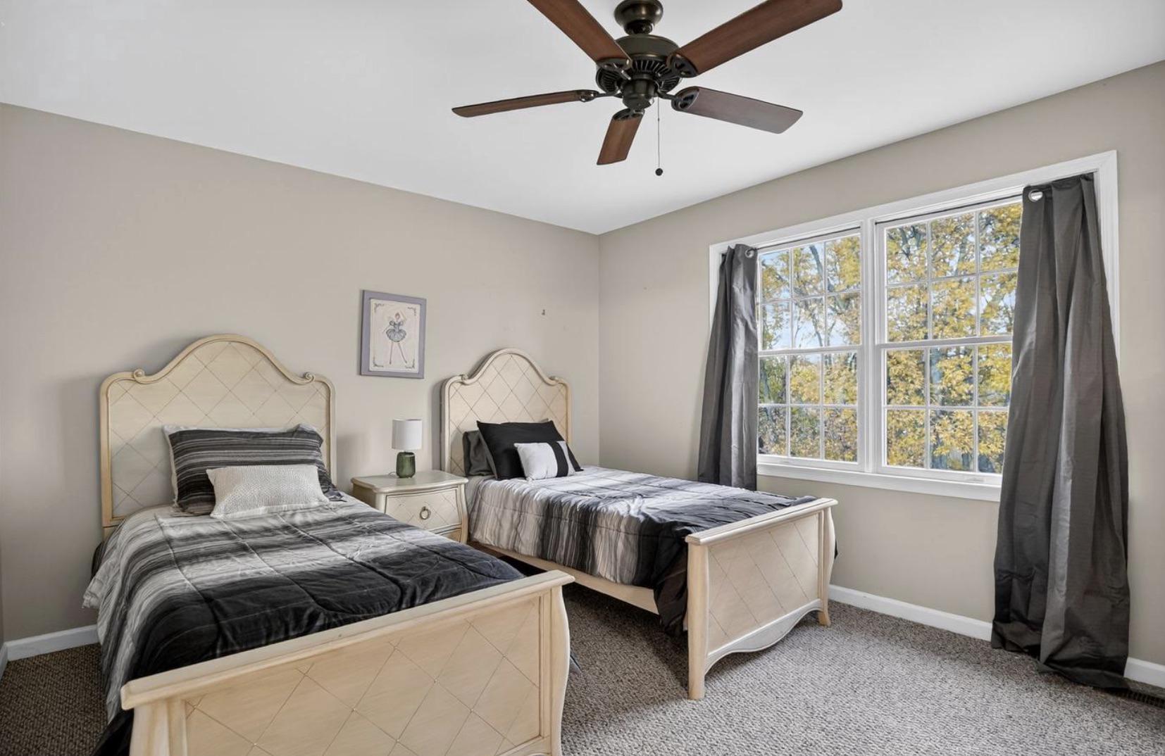 BUCKINGHAM FOREST - Residential