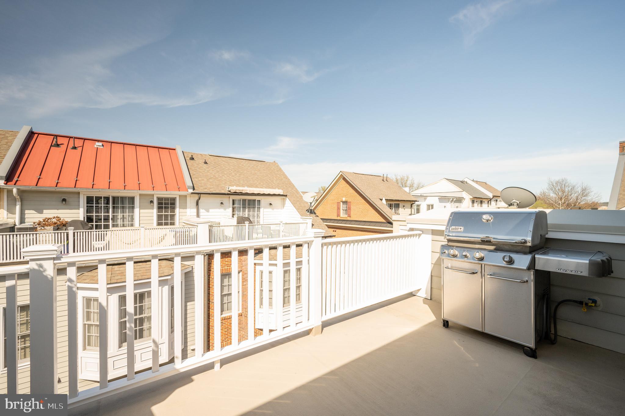 CHATHAM SQUARE - Residential