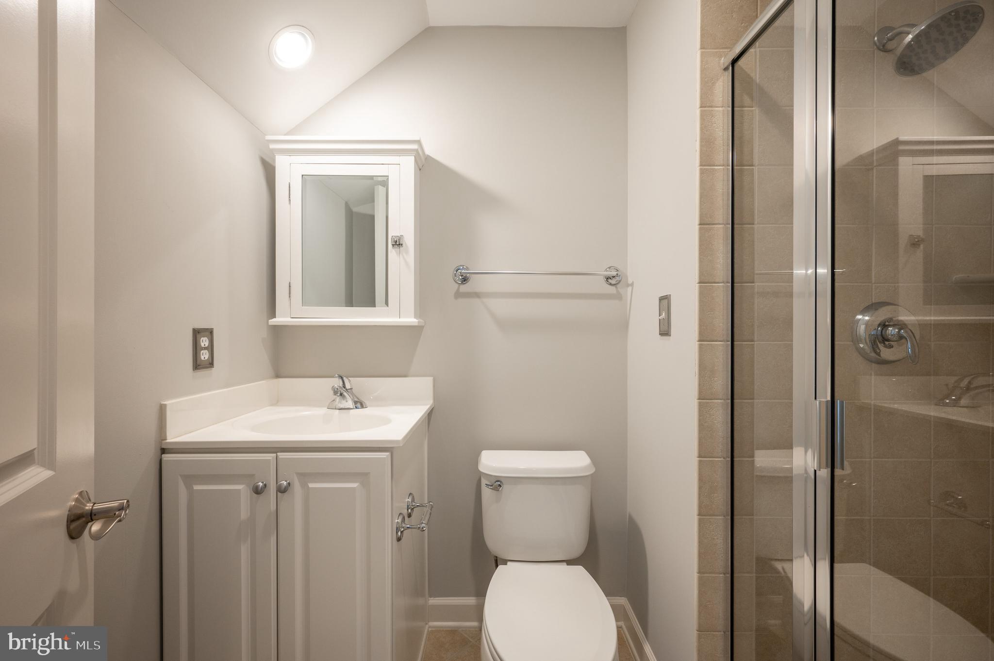 CHATHAM SQUARE - Residential