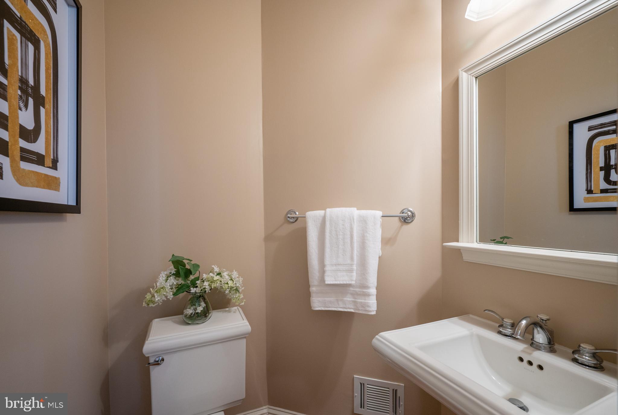 CHATHAM SQUARE - Residential