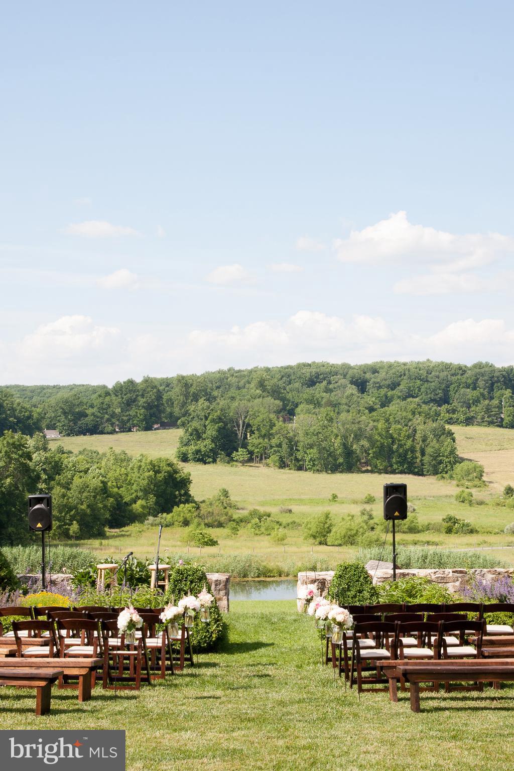CONESTOGA STATION - Farm