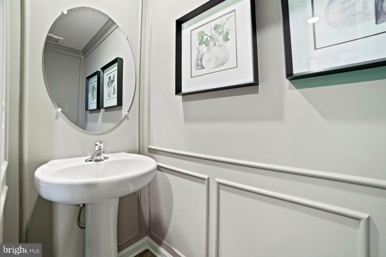 WEST WIND - Residential