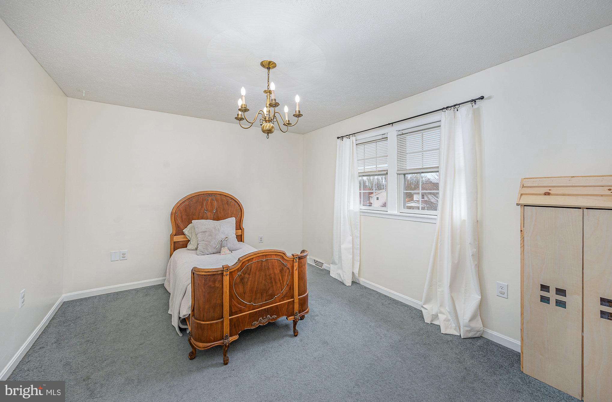 RINE ESTATES - Residential