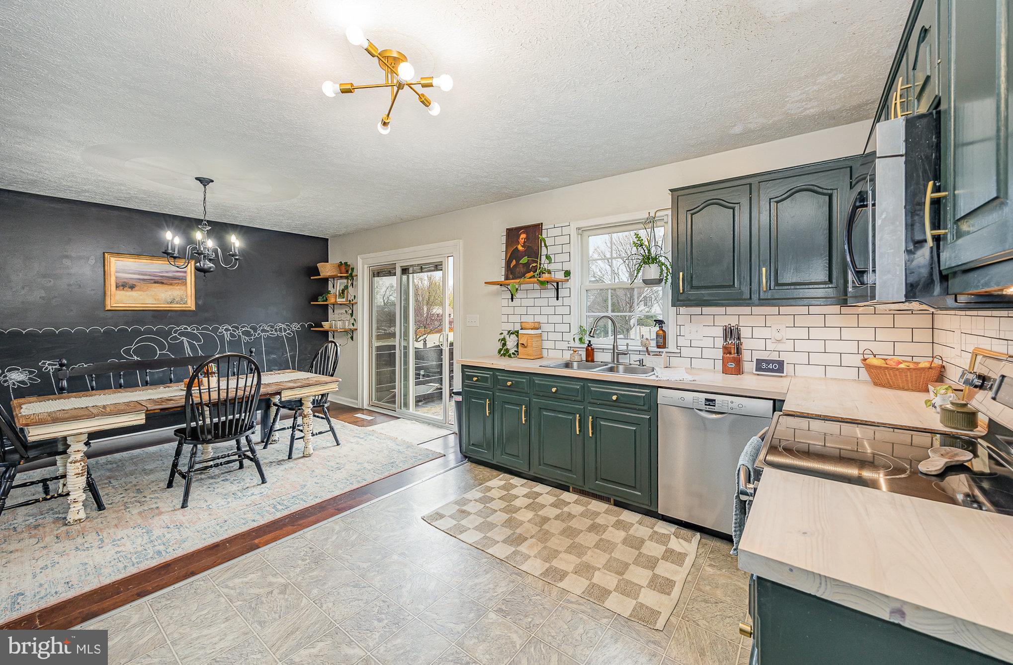 RINE ESTATES - Residential