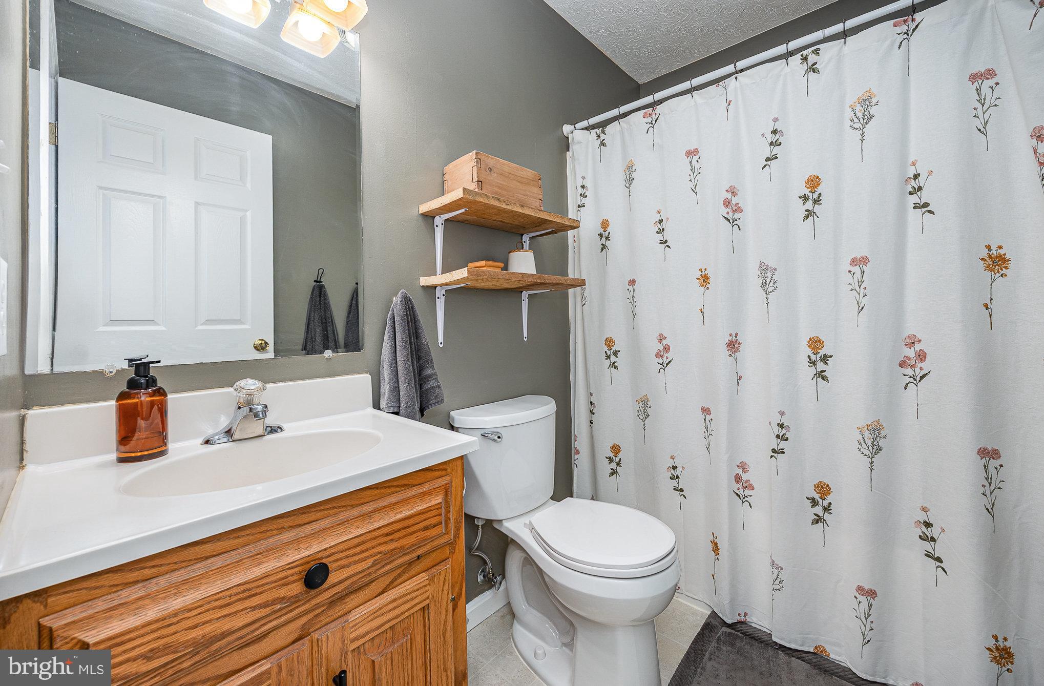 RINE ESTATES - Residential