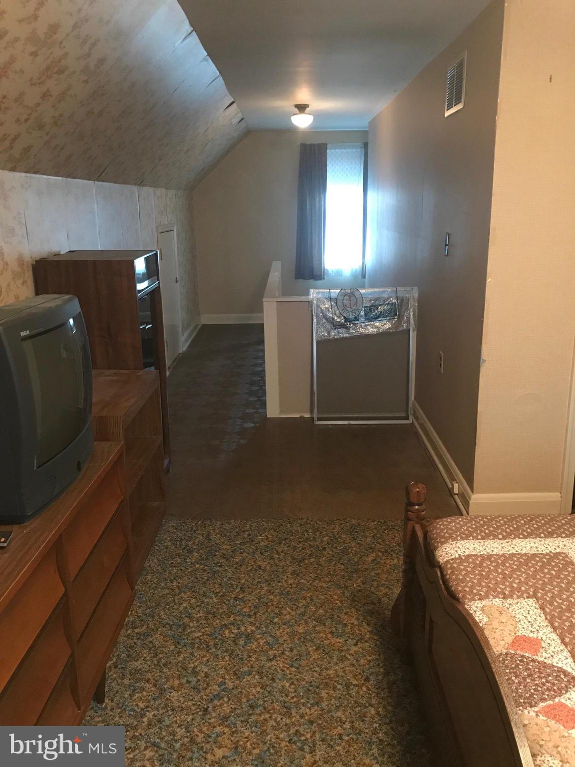 MARLYN MANOR - Residential