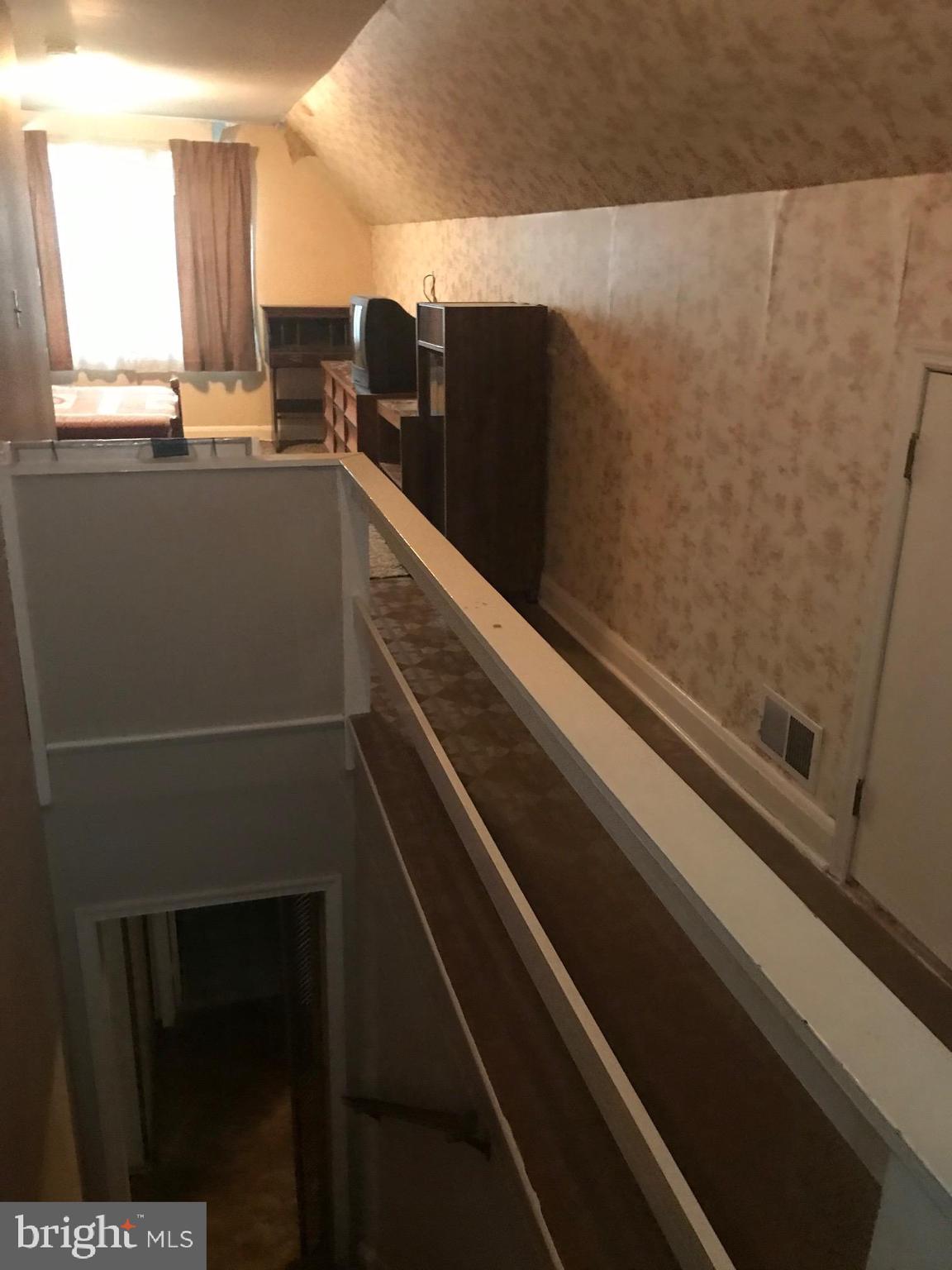 MARLYN MANOR - Residential