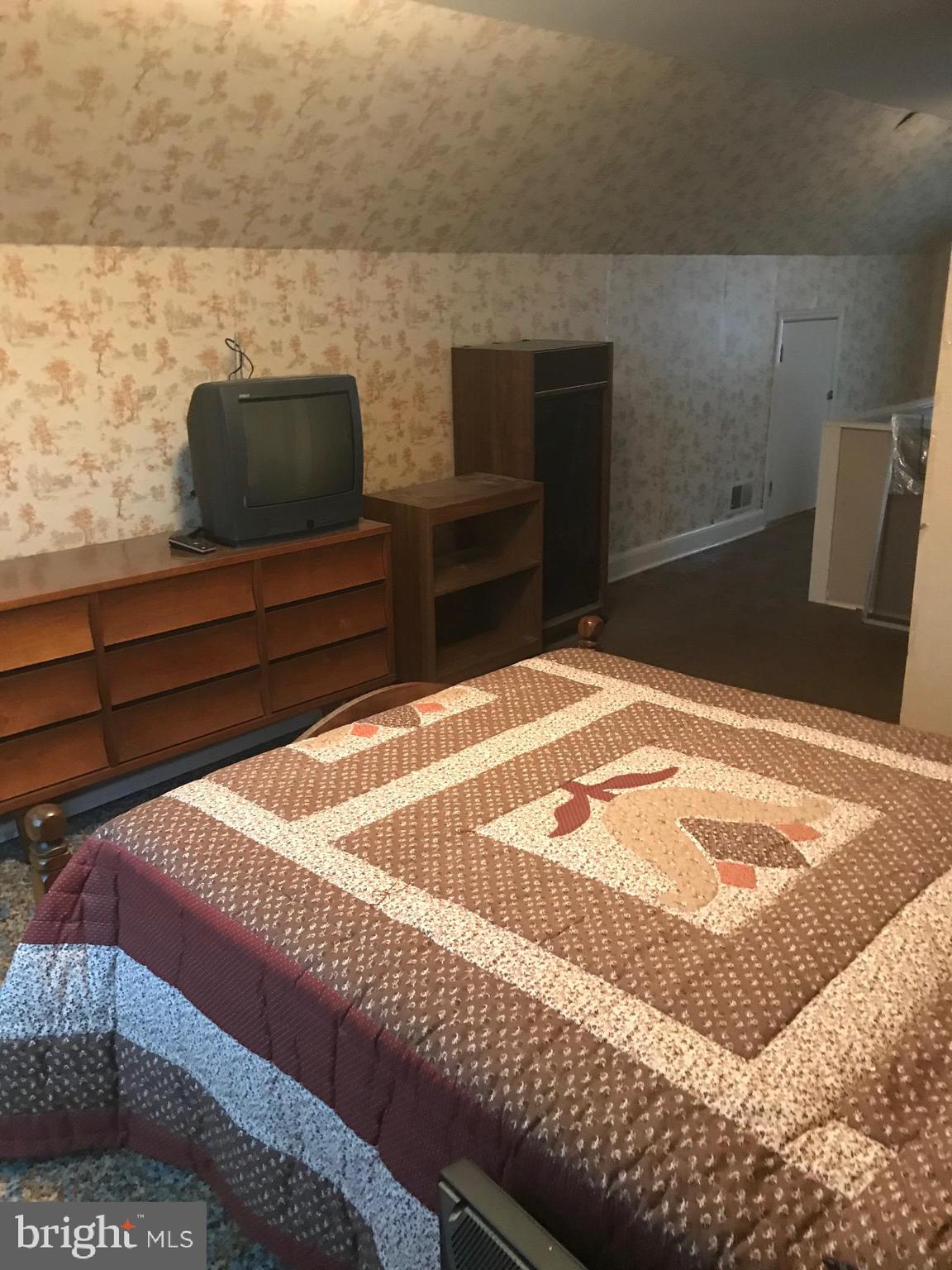 MARLYN MANOR - Residential