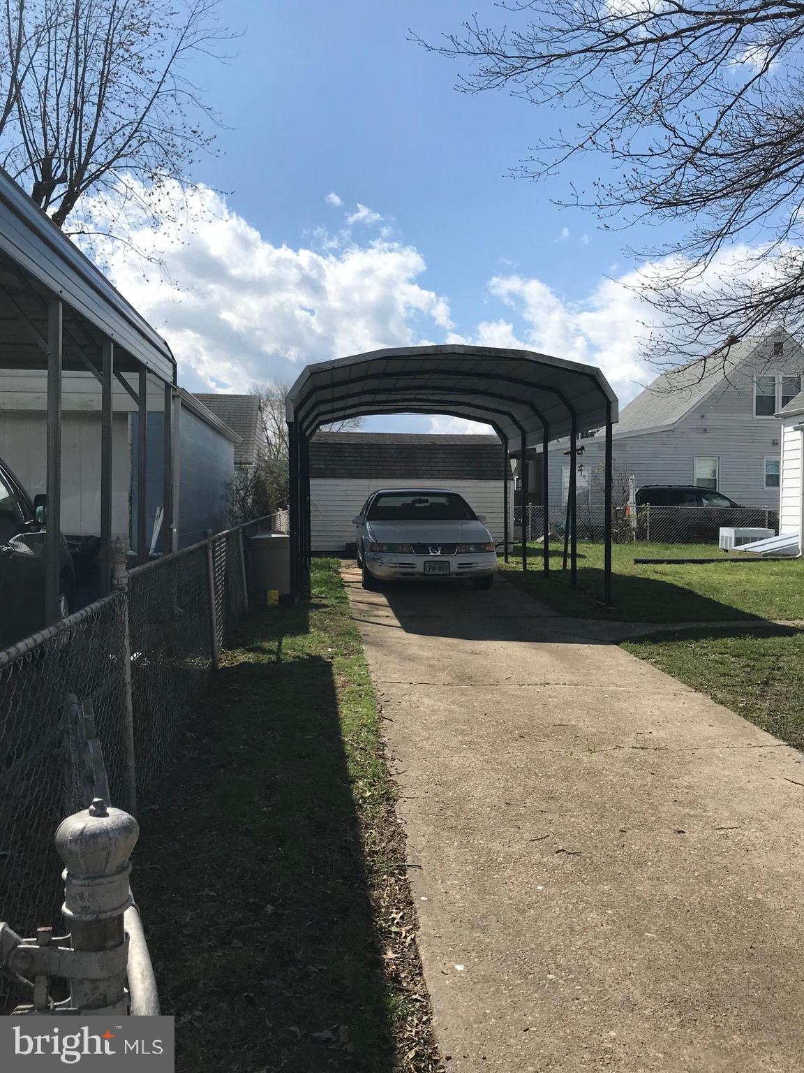 MARLYN MANOR - Residential