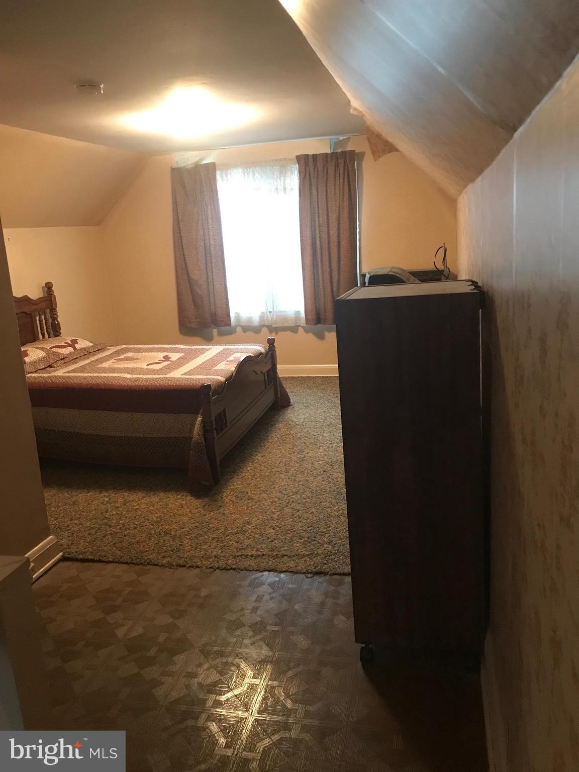 MARLYN MANOR - Residential