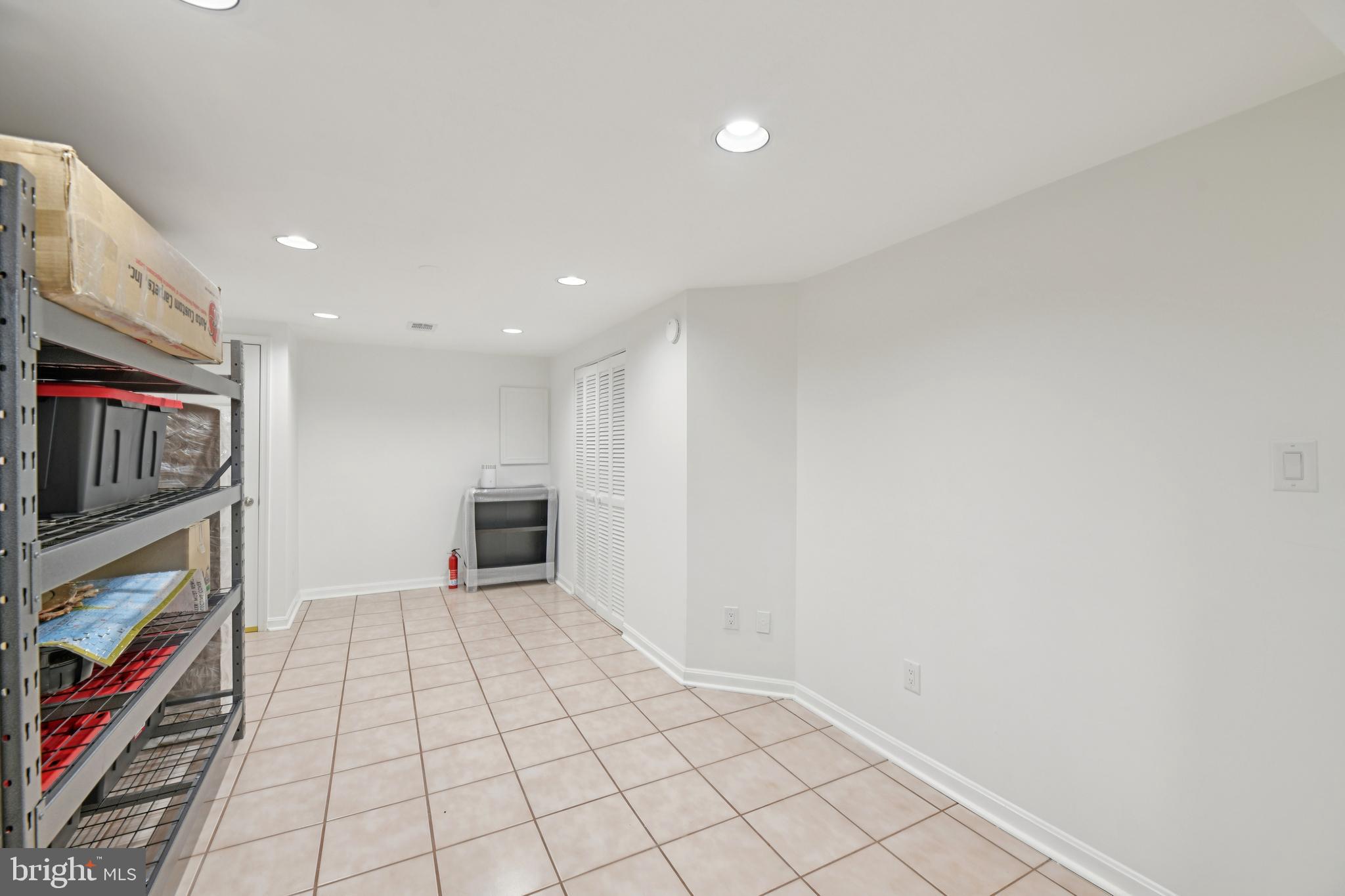 CONNEMARA WOODS - Residential