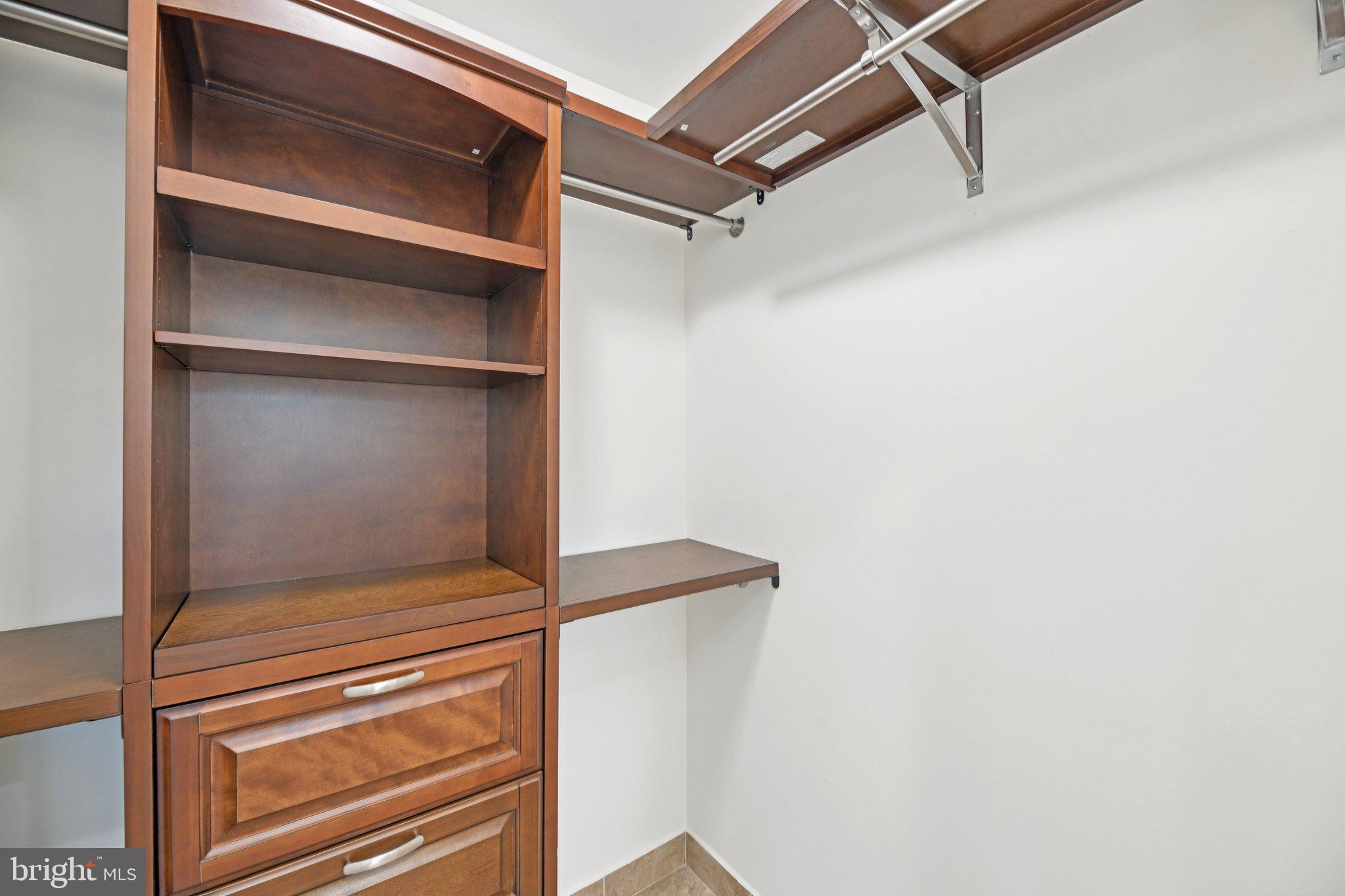 CONNEMARA WOODS - Residential