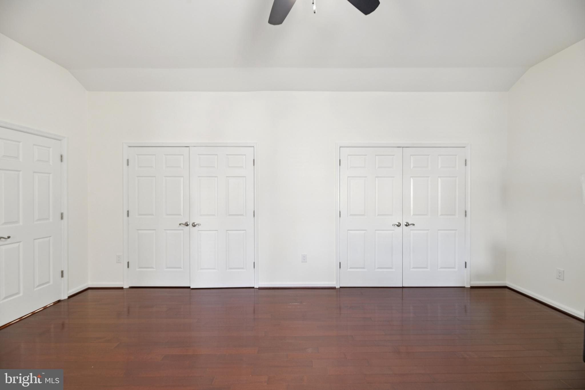 CONNEMARA WOODS - Residential