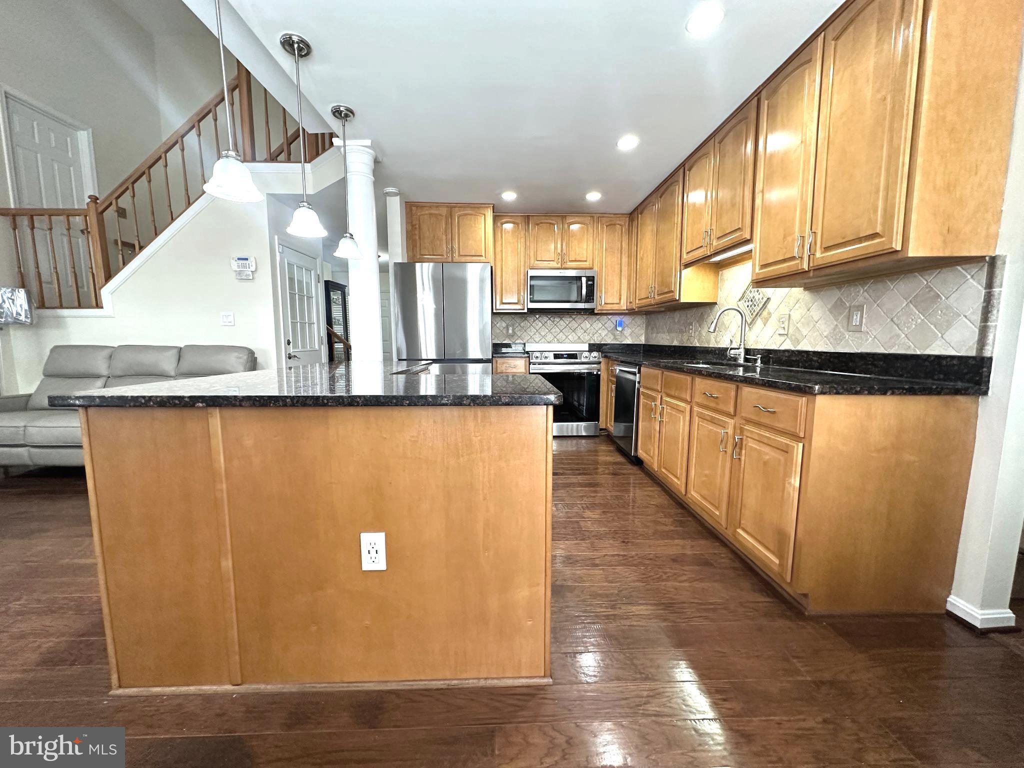 CONNEMARA WOODS - Residential