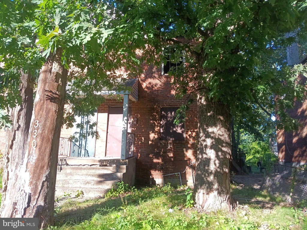 Photo of 330 Oakland Street, TRENTON, NJ 08618 (MLS # NJME2083800)