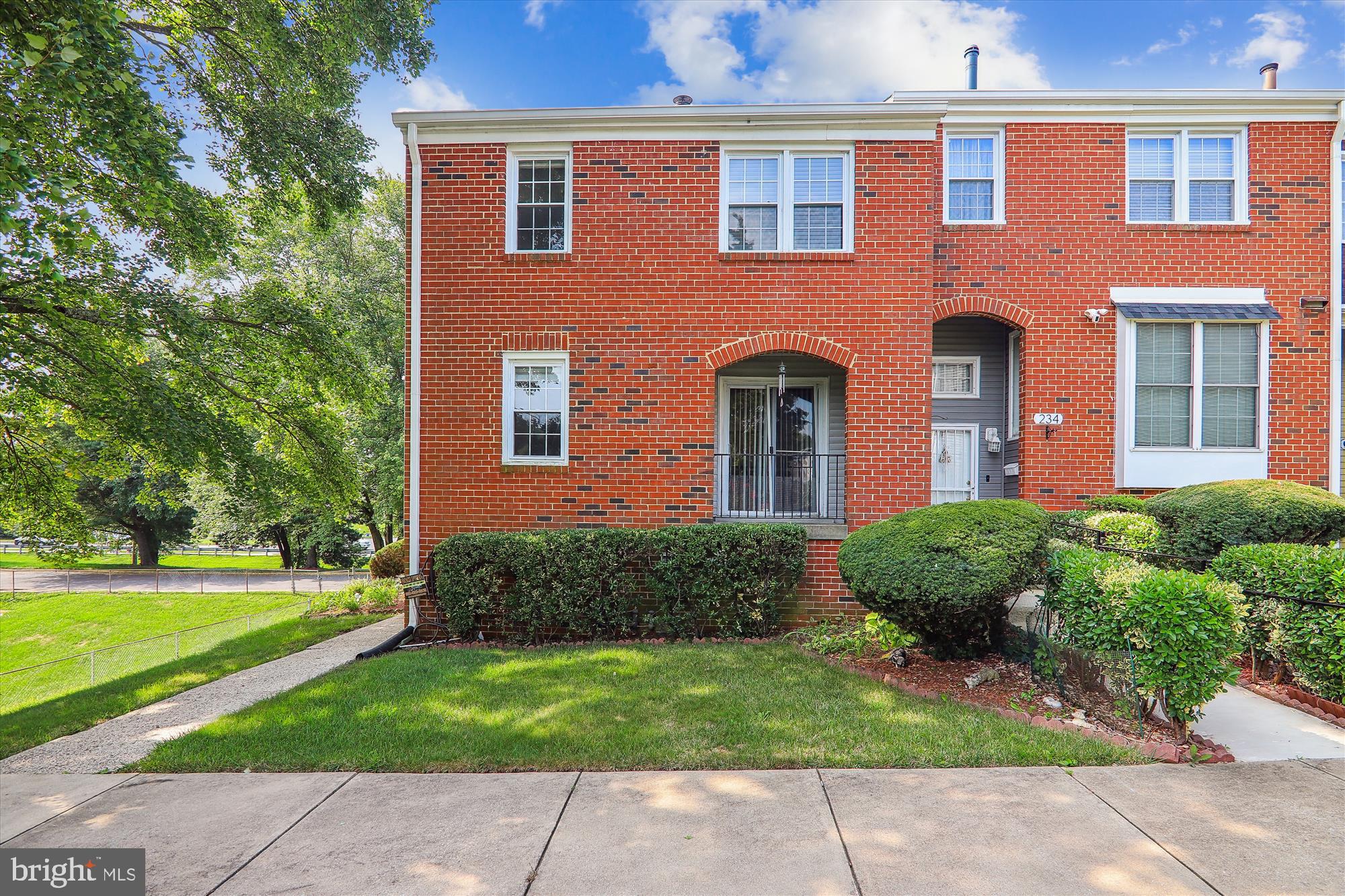 TOWNES OF KETTERING - Residential