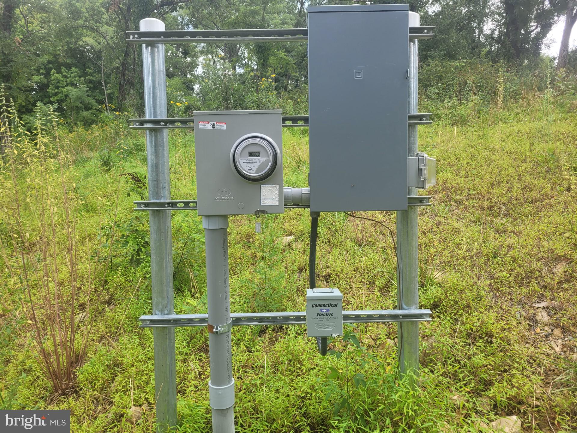 DEERFIELD HIGHLANDS - Land