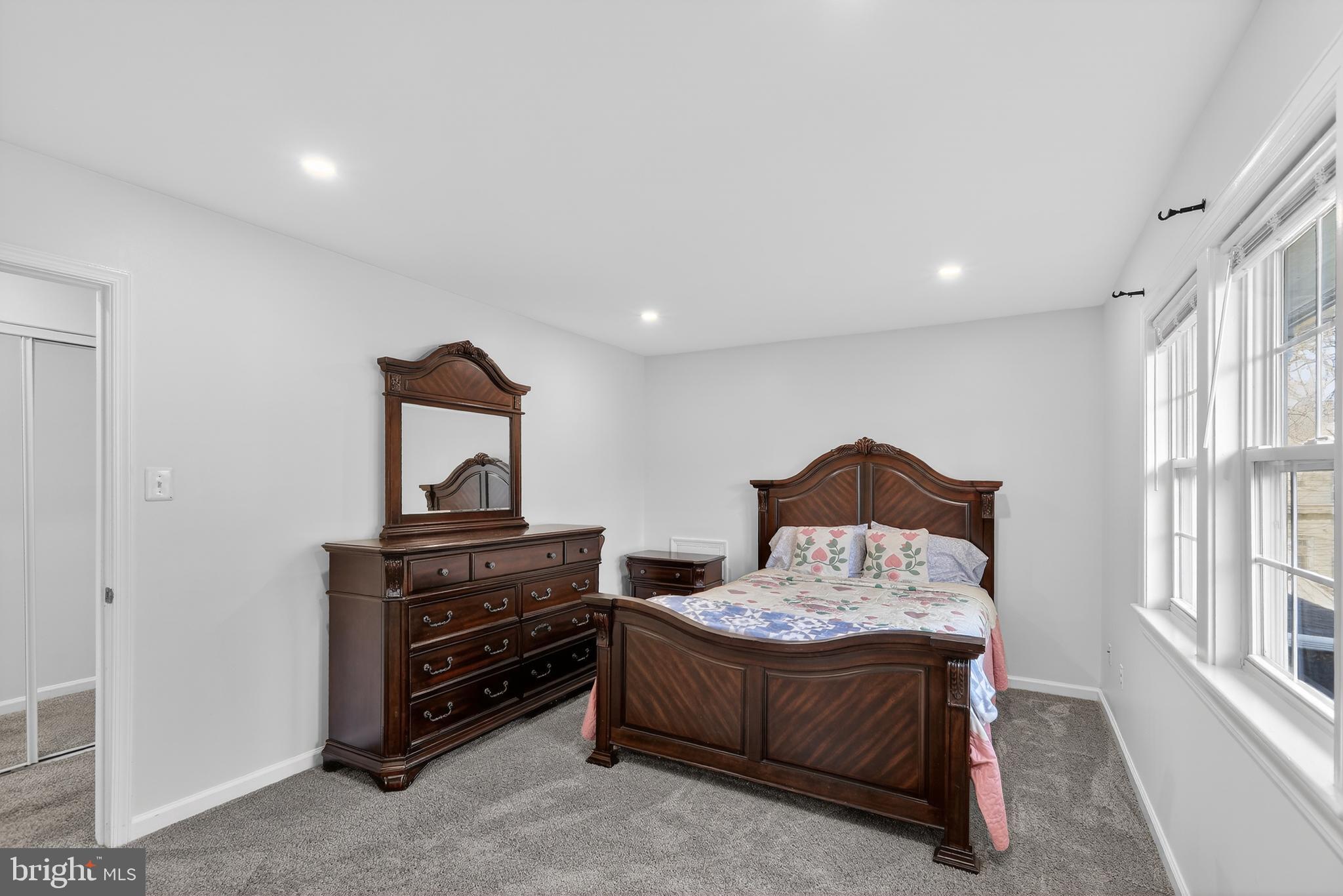 WAYSIDE - Residential