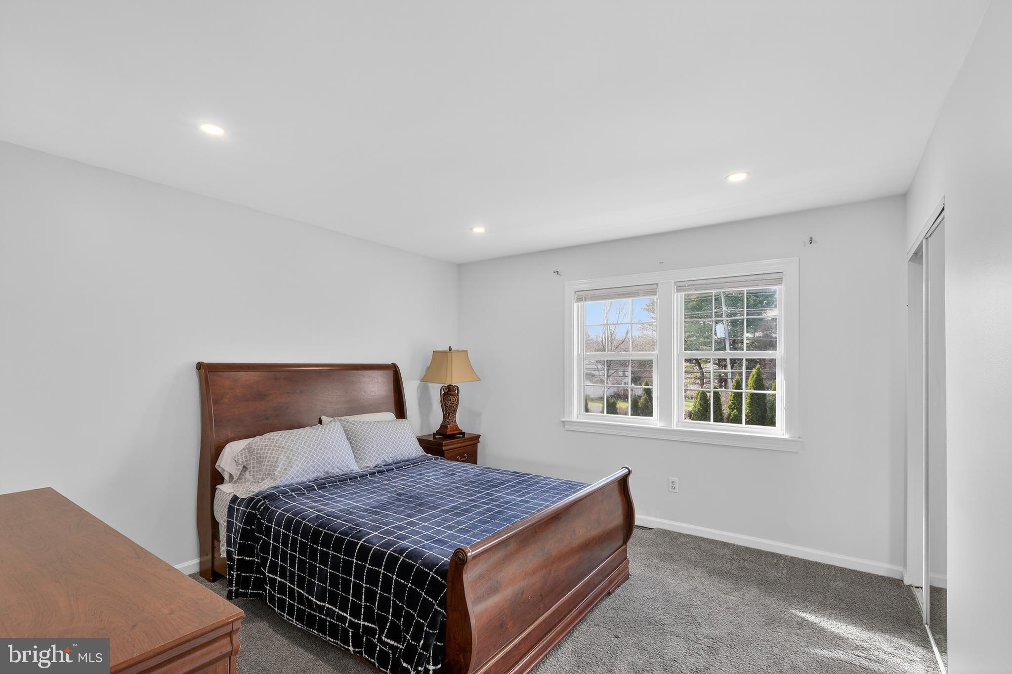 WAYSIDE - Residential