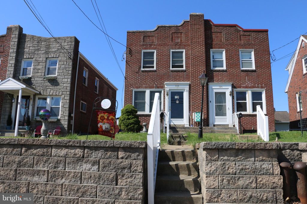 Photo of NEW HOLLAND, PA 17557 (MLS # PALA2086218)