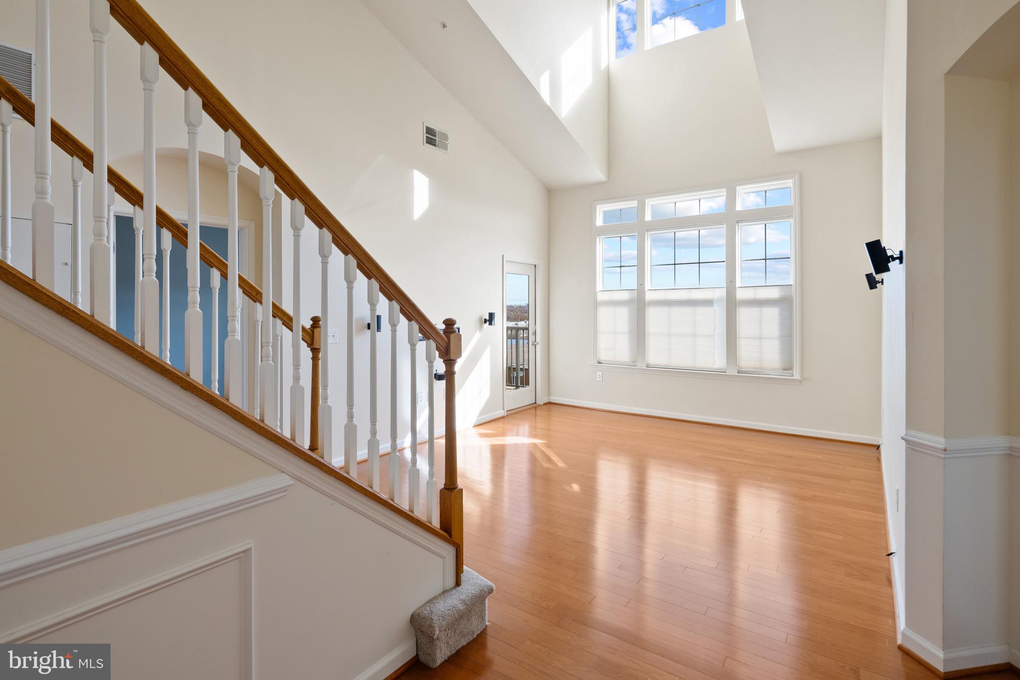 THE COLONNADE AT KENTLANDS - Residential