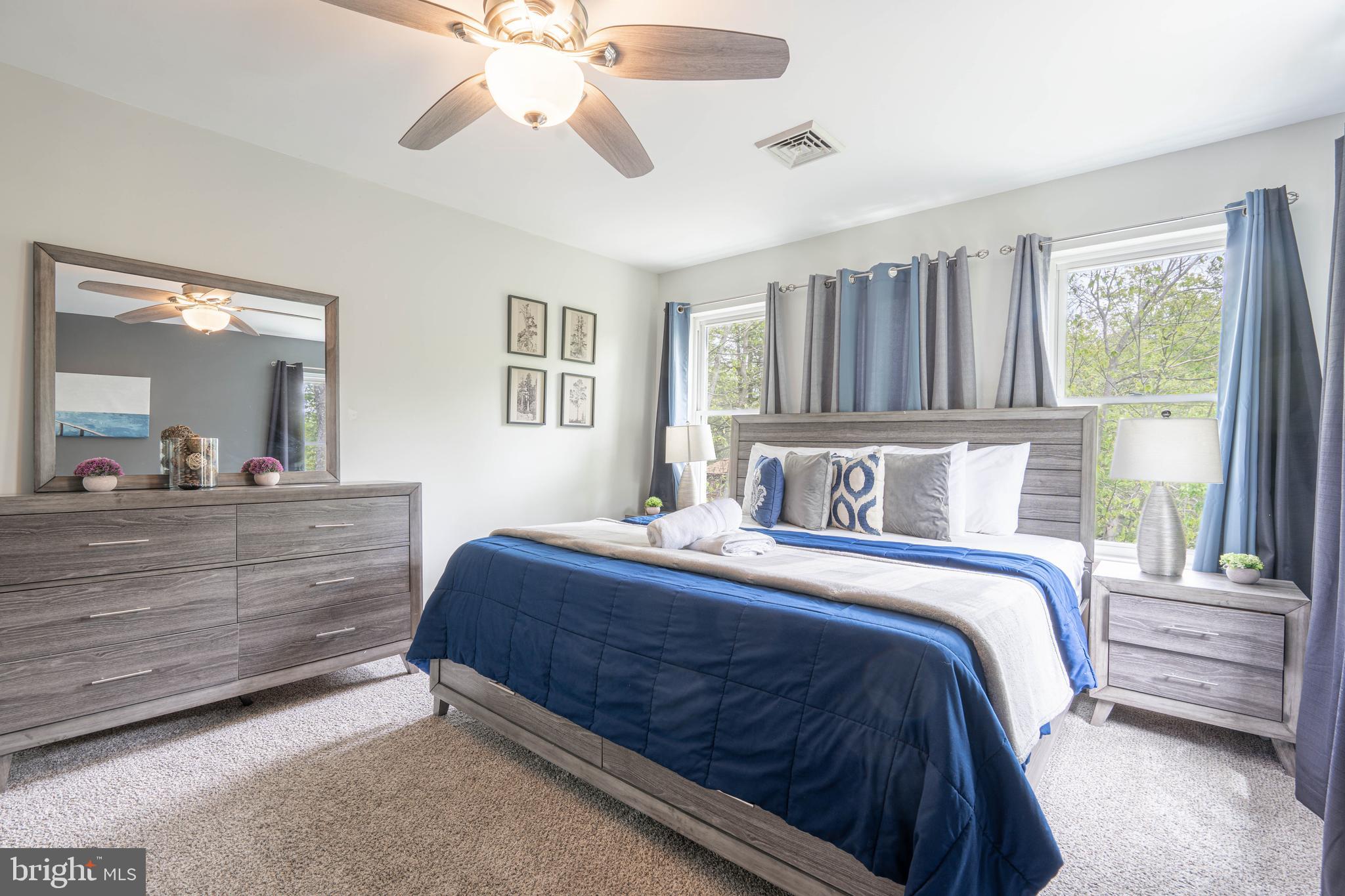 POCONO FARMS - Residential