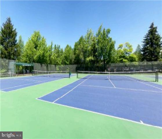 POCONO FARMS - Residential