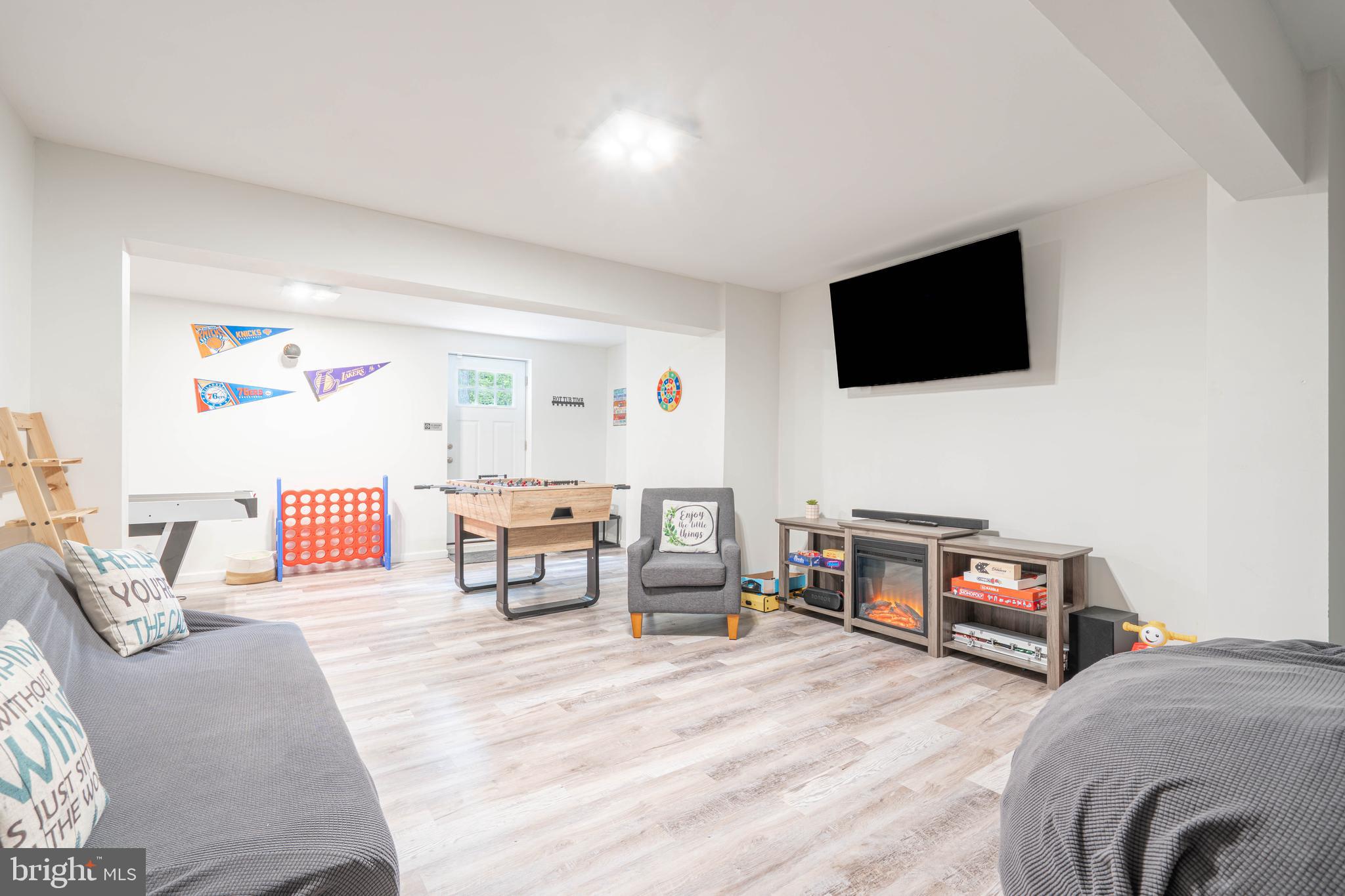 POCONO FARMS - Residential