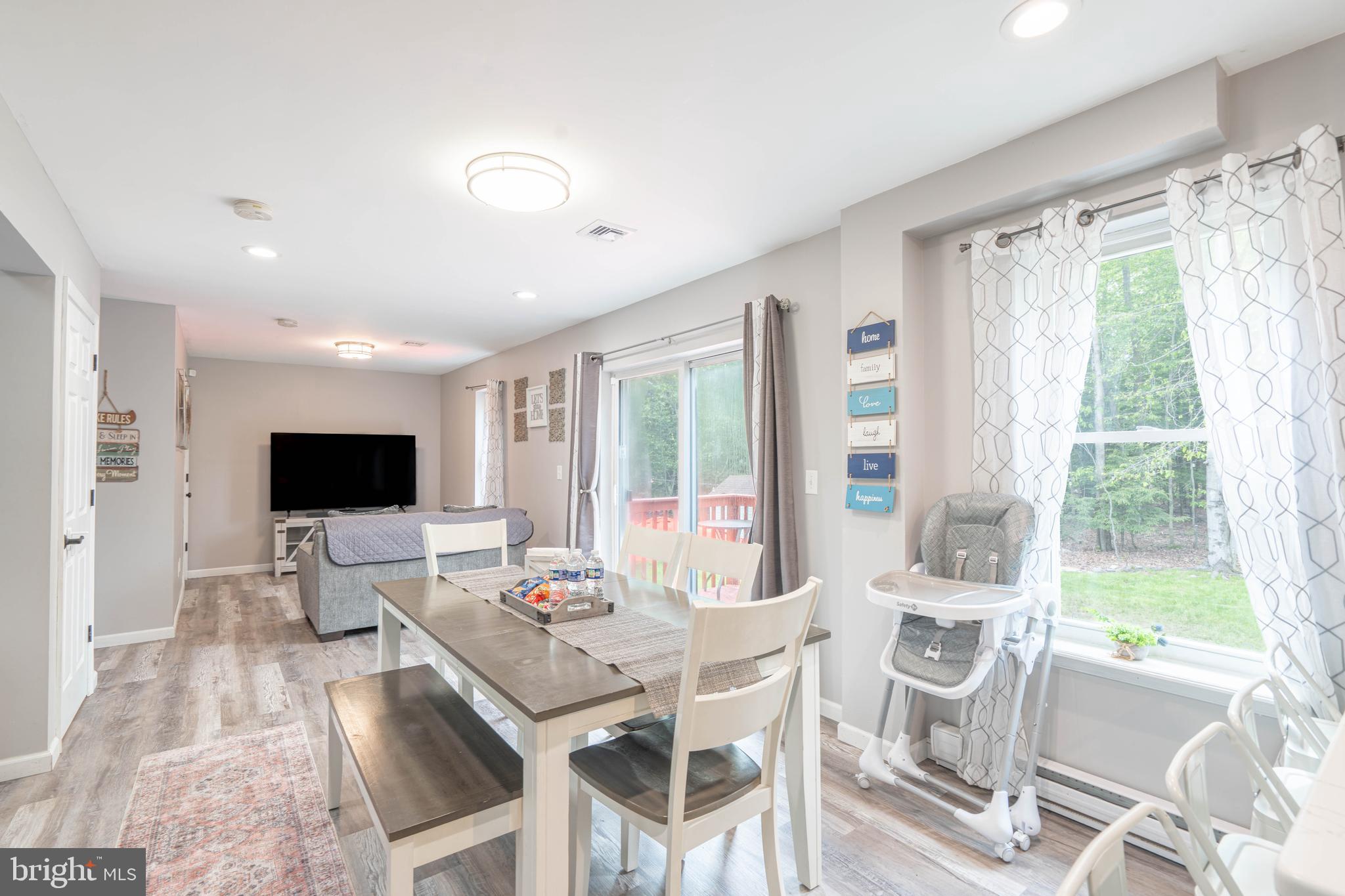 POCONO FARMS - Residential