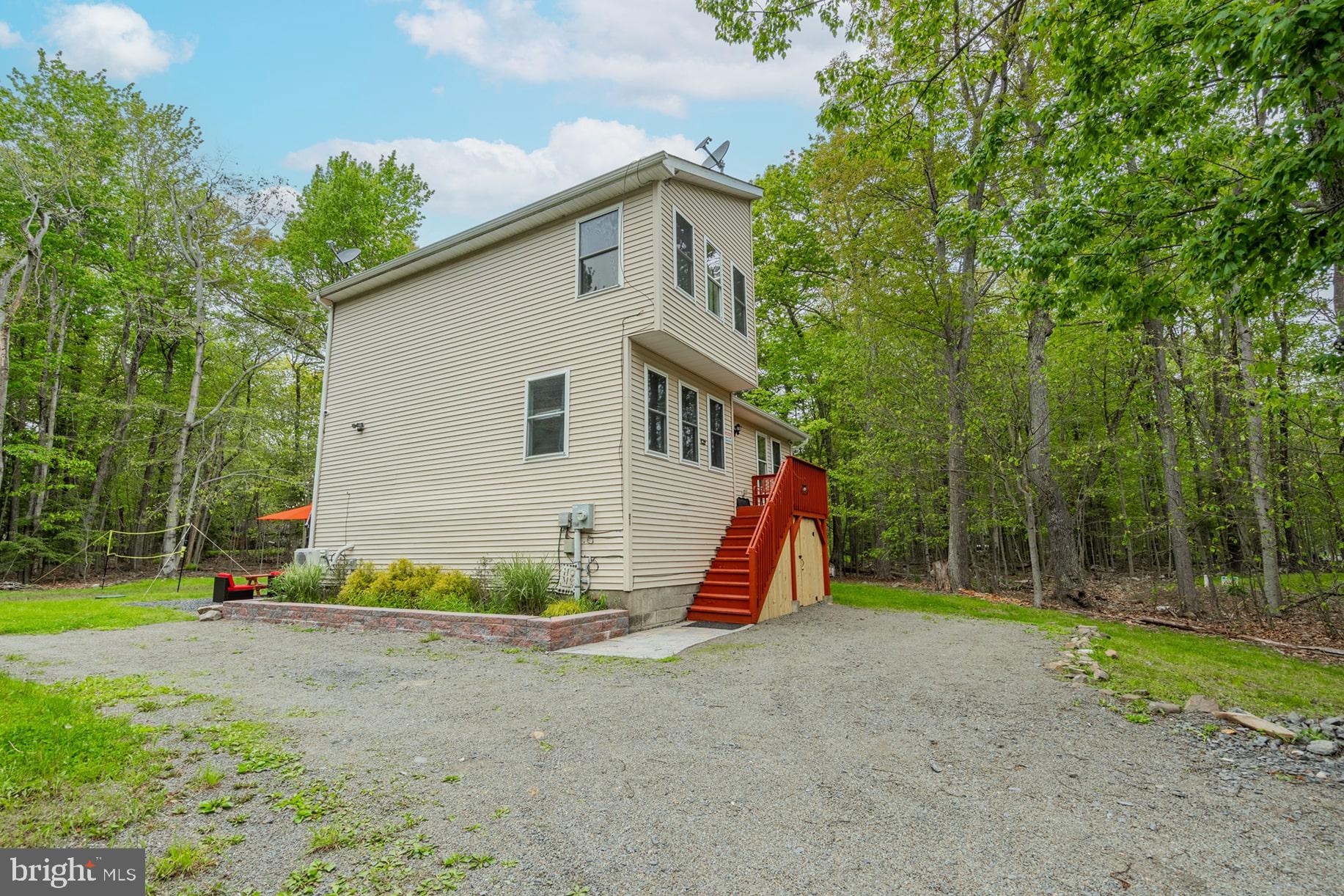 POCONO FARMS - Residential