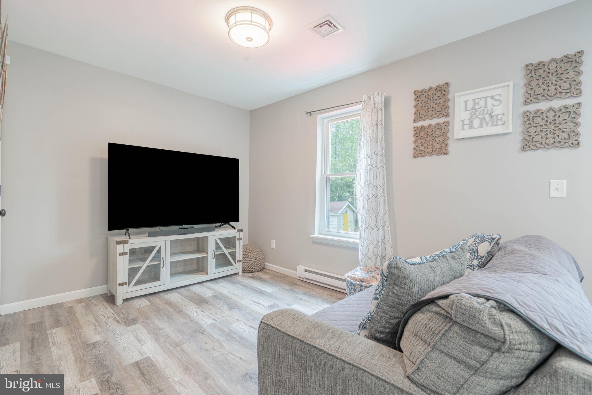 POCONO FARMS - Residential