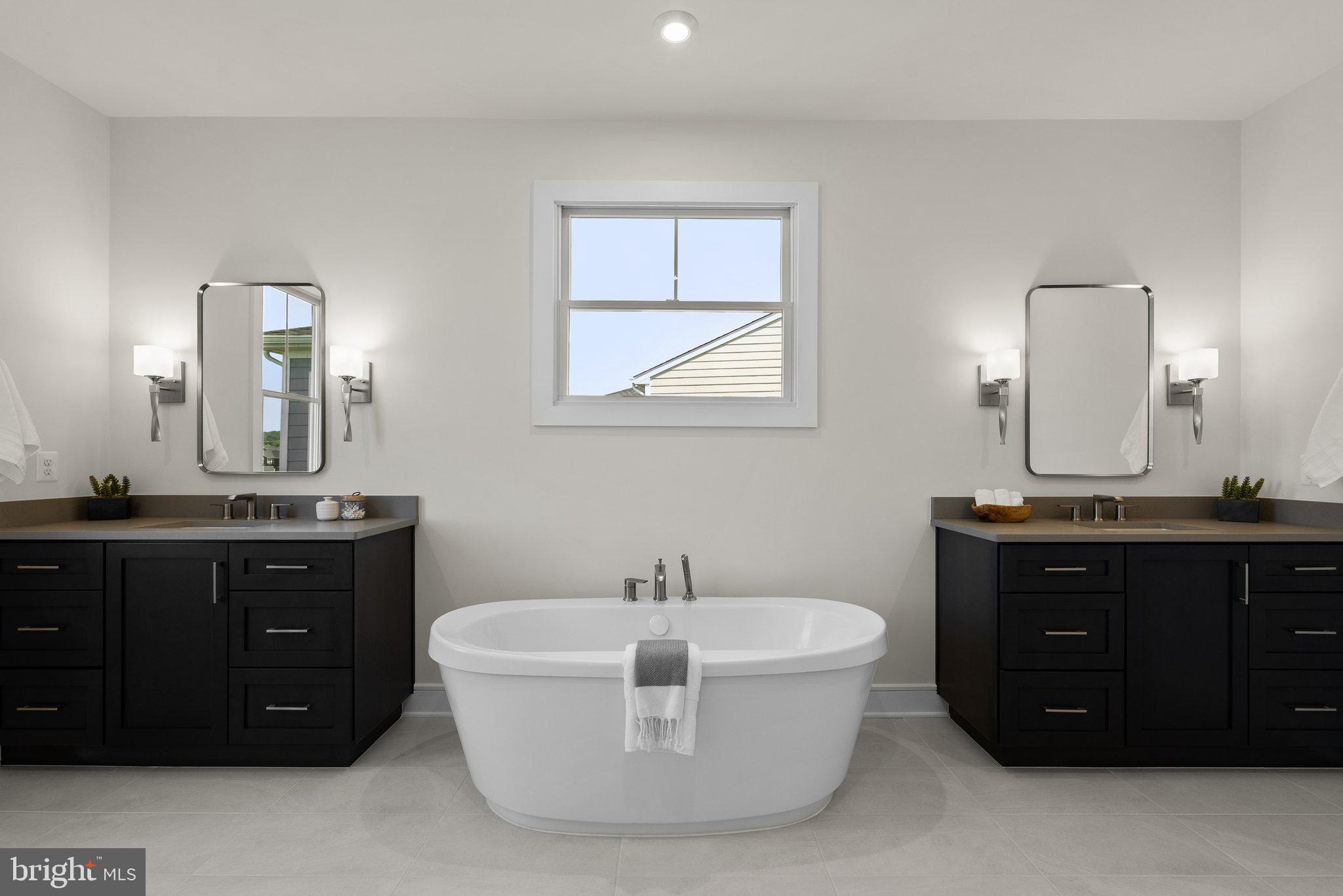 MEADOWBROOK - Residential