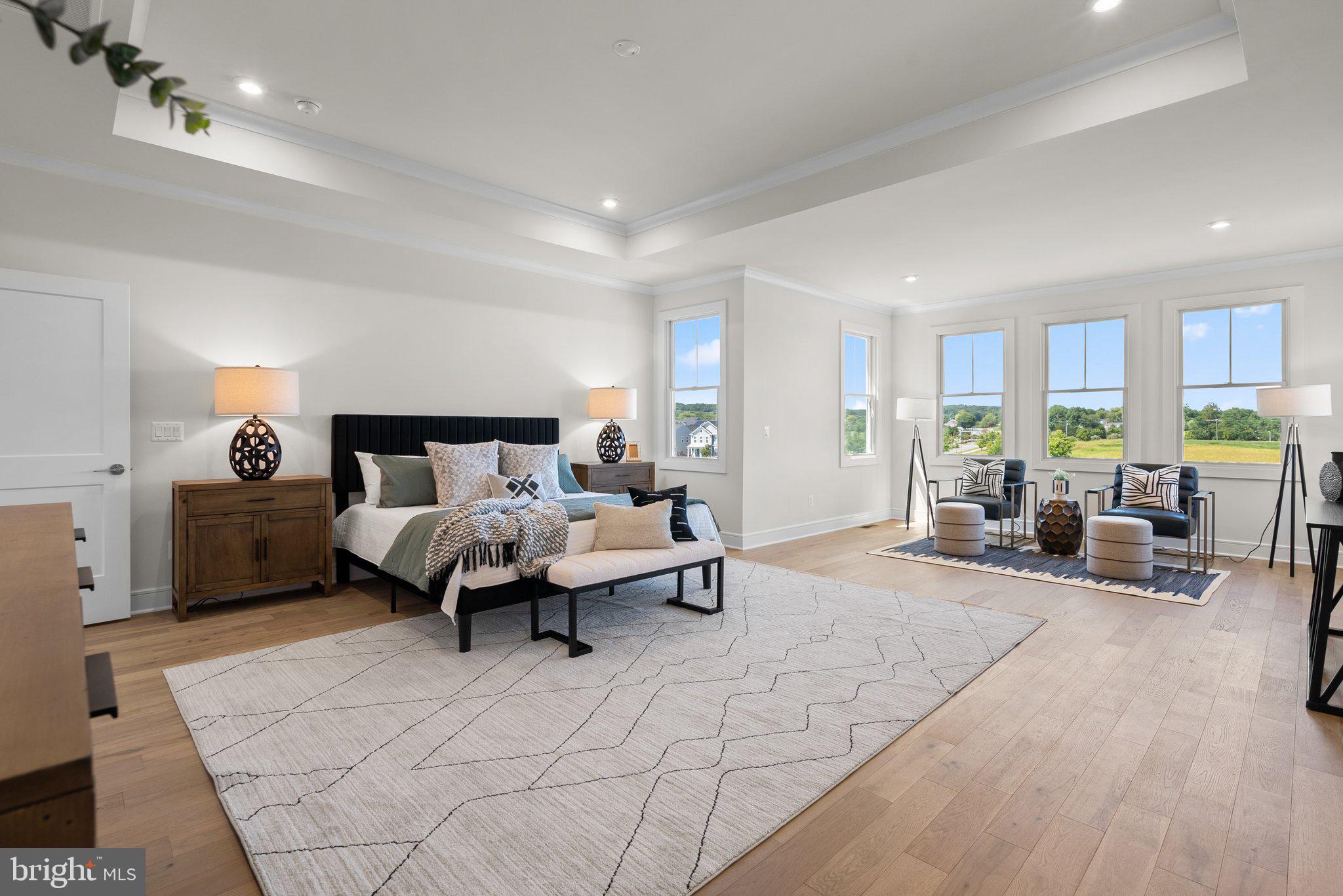 MEADOWBROOK - Residential