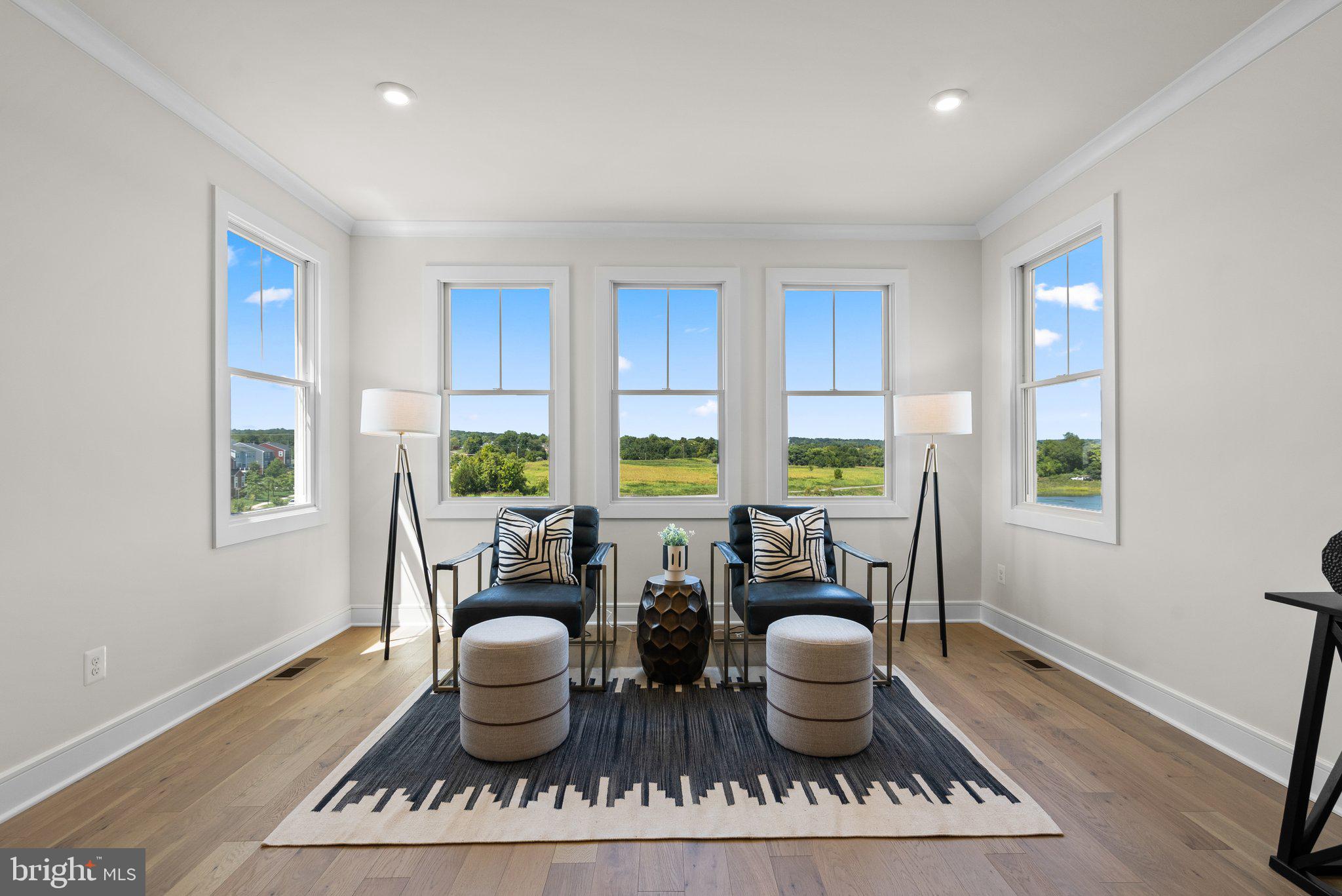 MEADOWBROOK - Residential