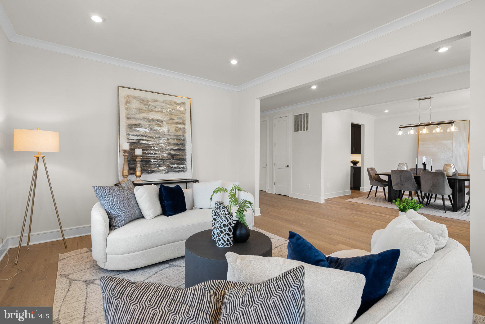 MEADOWBROOK - Residential