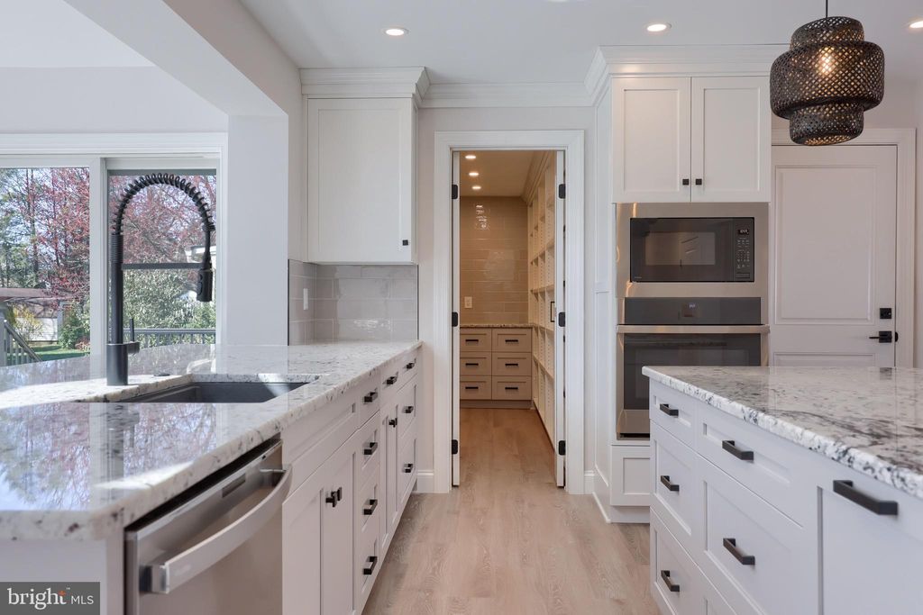 Photo of 2532 SPECKLED DR, EAST PETERSBURG, PA 17520 (MLS # PALA2032818)