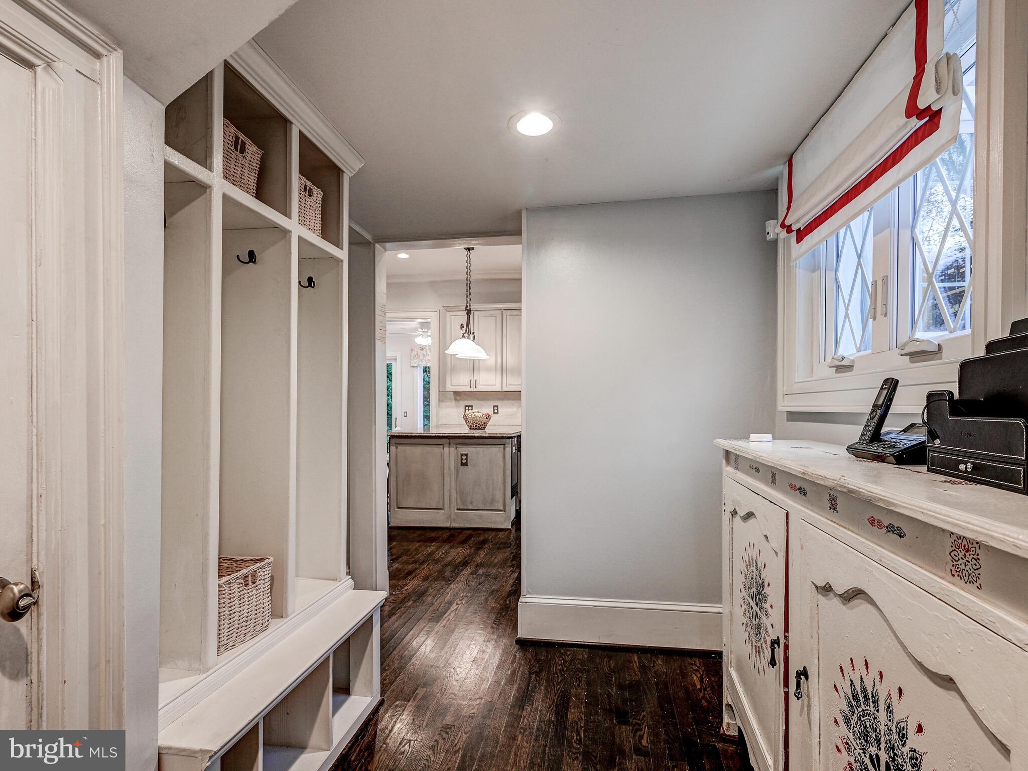 GREENSPRING VALLEY - Residential