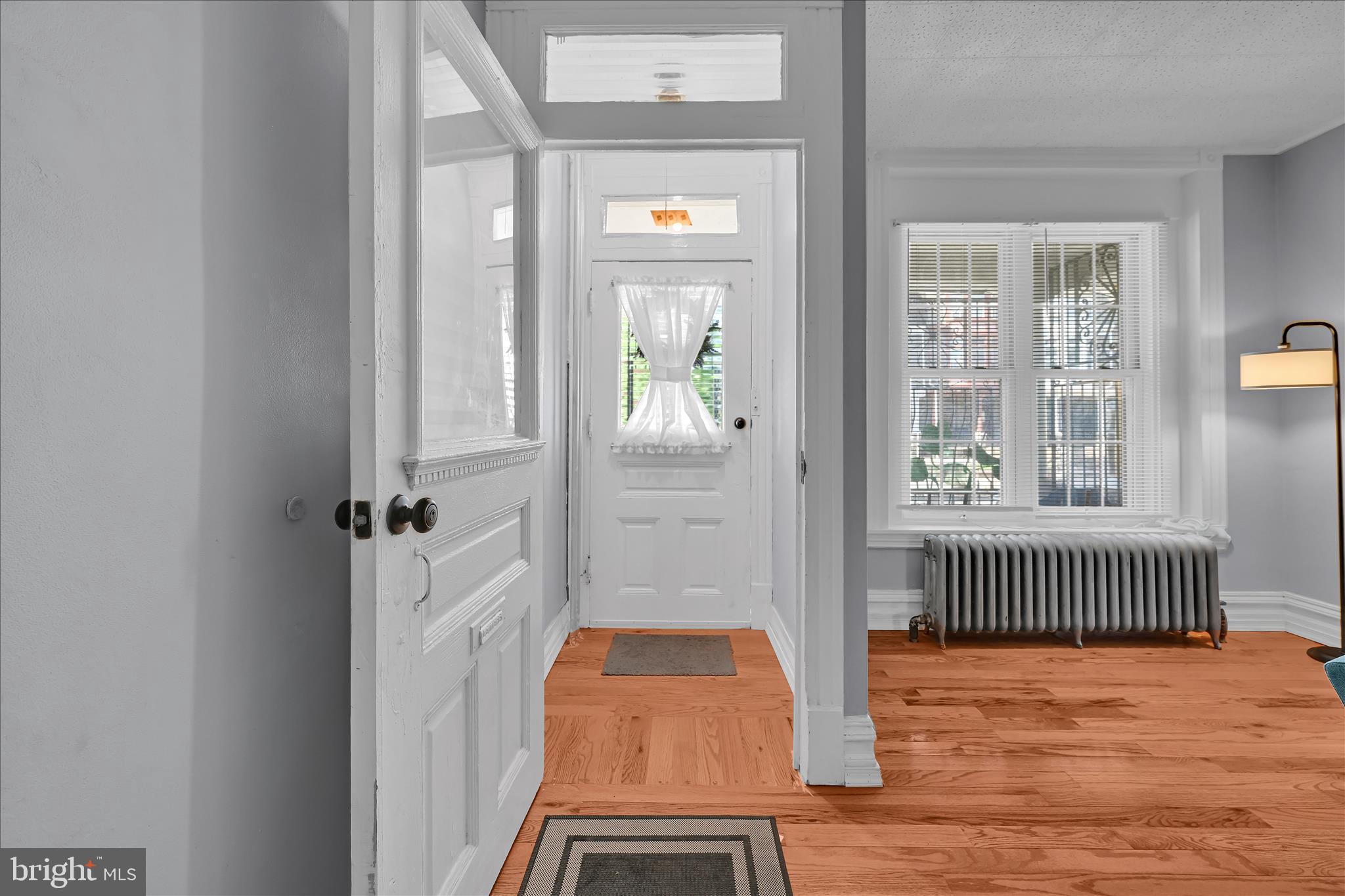 212 W GREENWICH STREET
