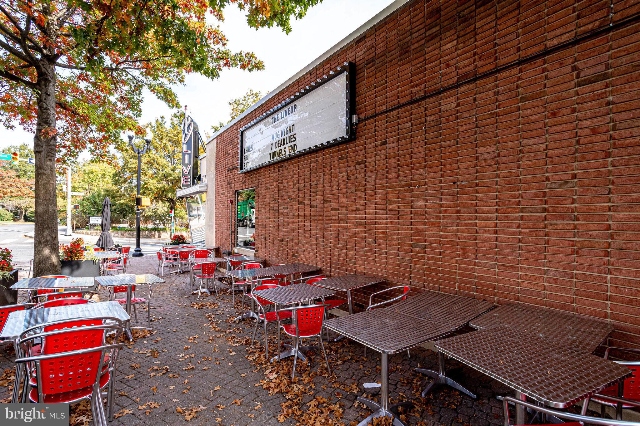 CLARENDON - Residential