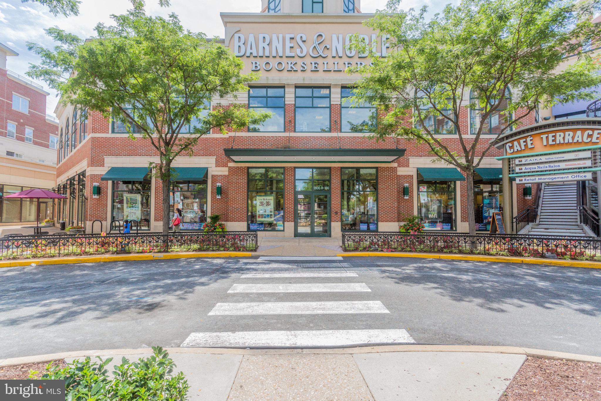 CLARENDON - Residential