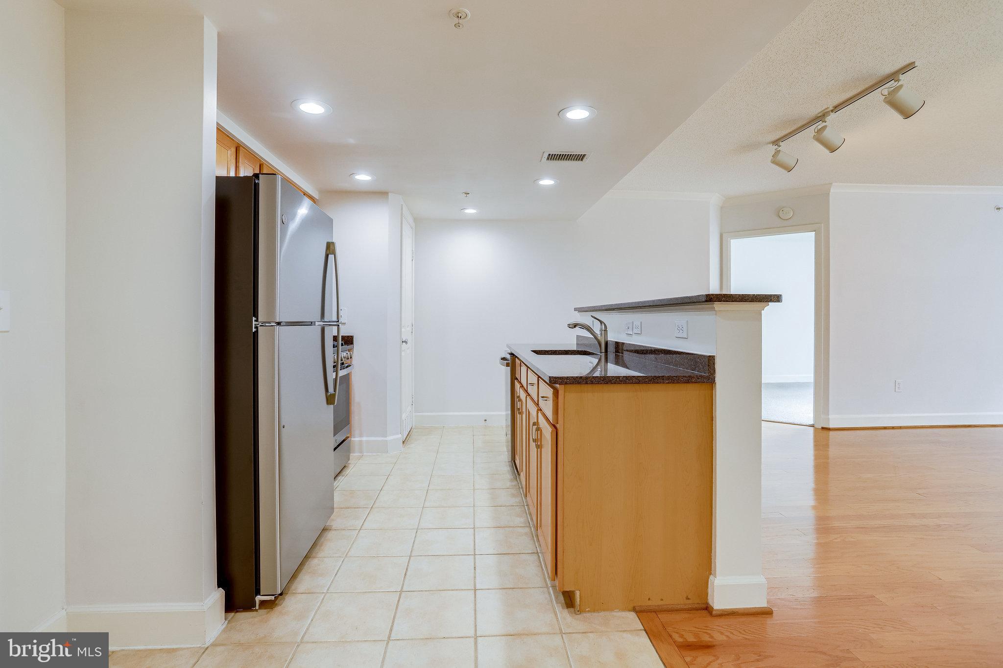 CLARENDON - Residential