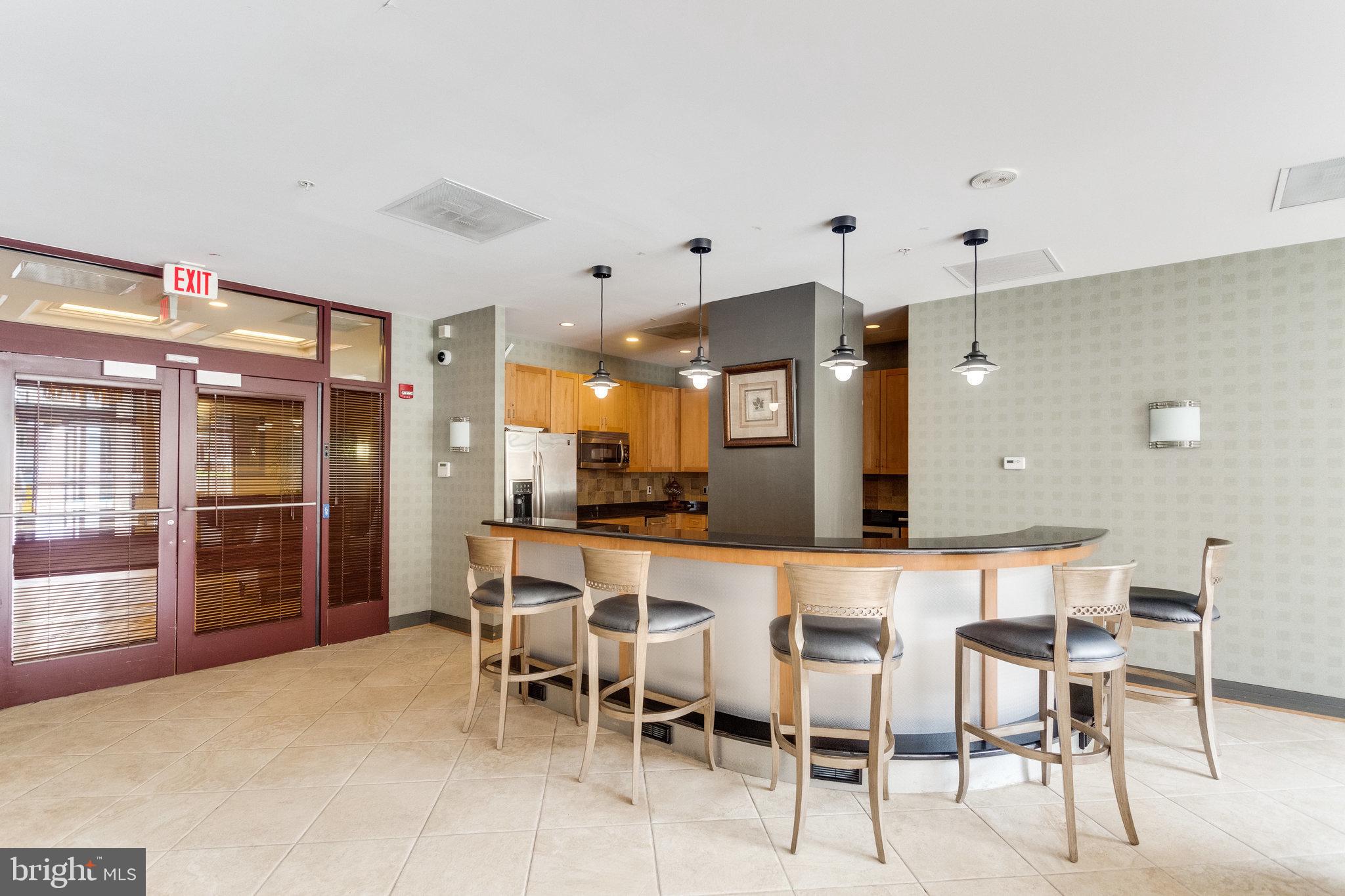 CLARENDON - Residential