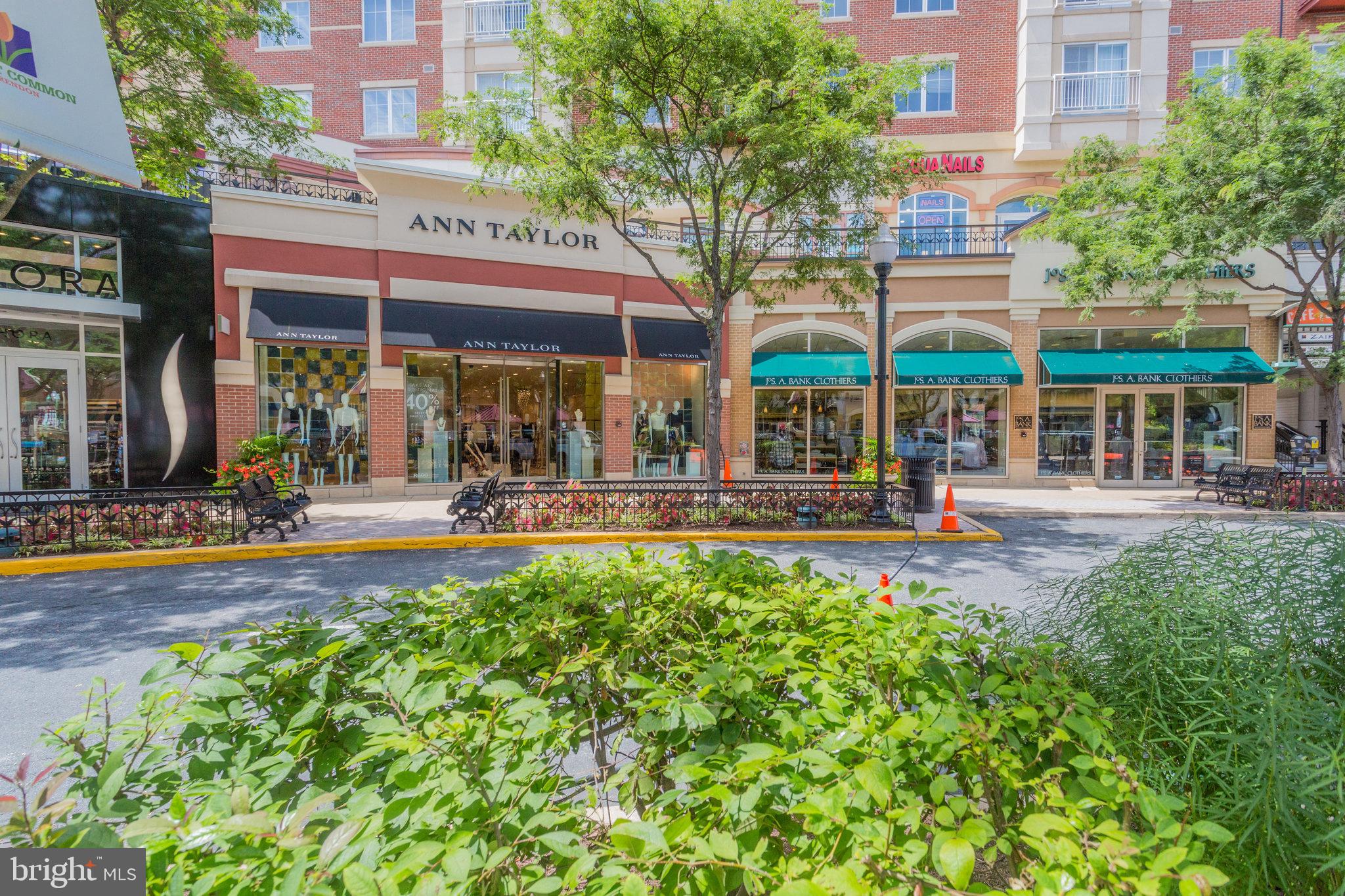 CLARENDON - Residential