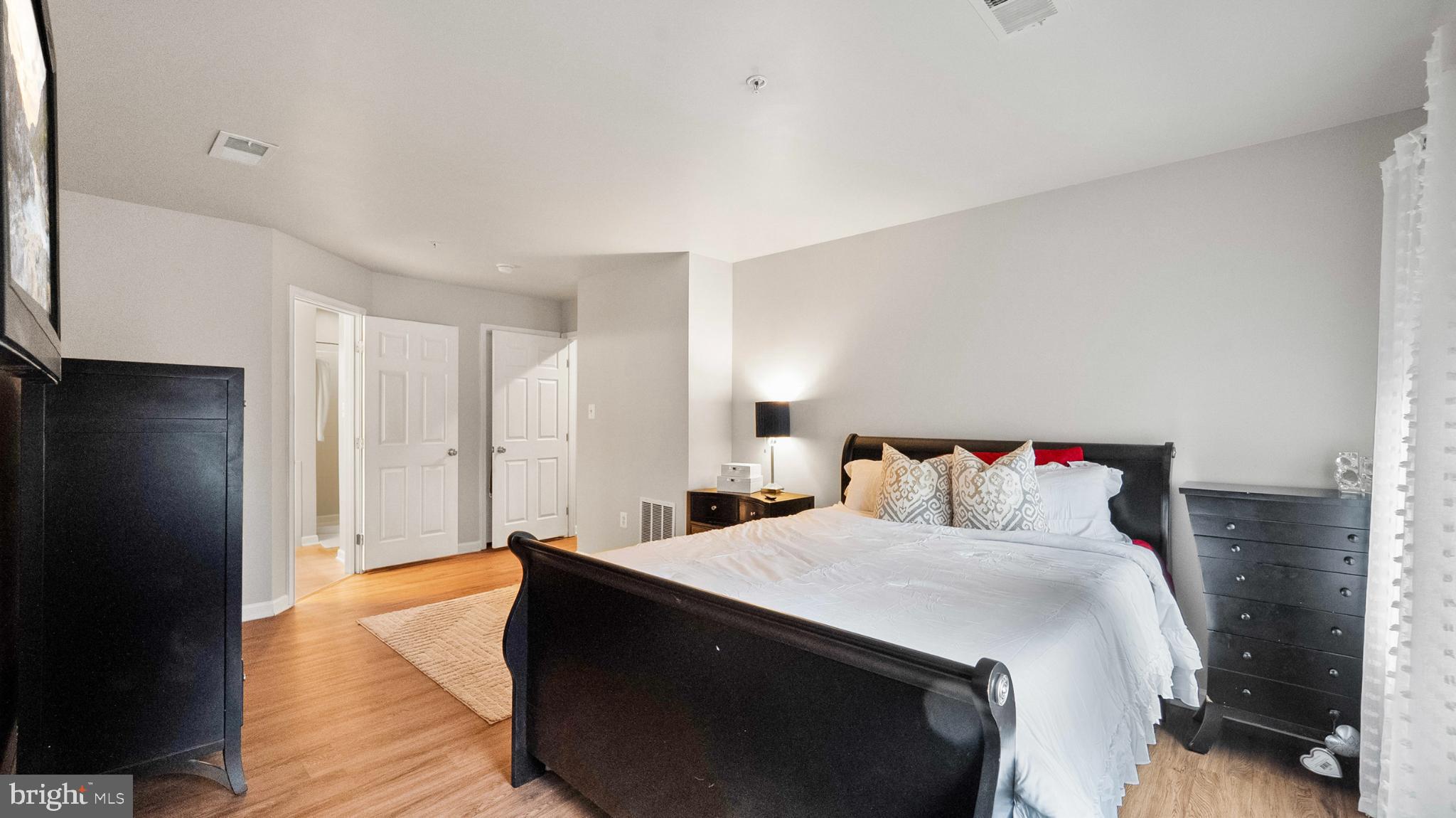 BRANDYWINE CROSSING - Residential Lease