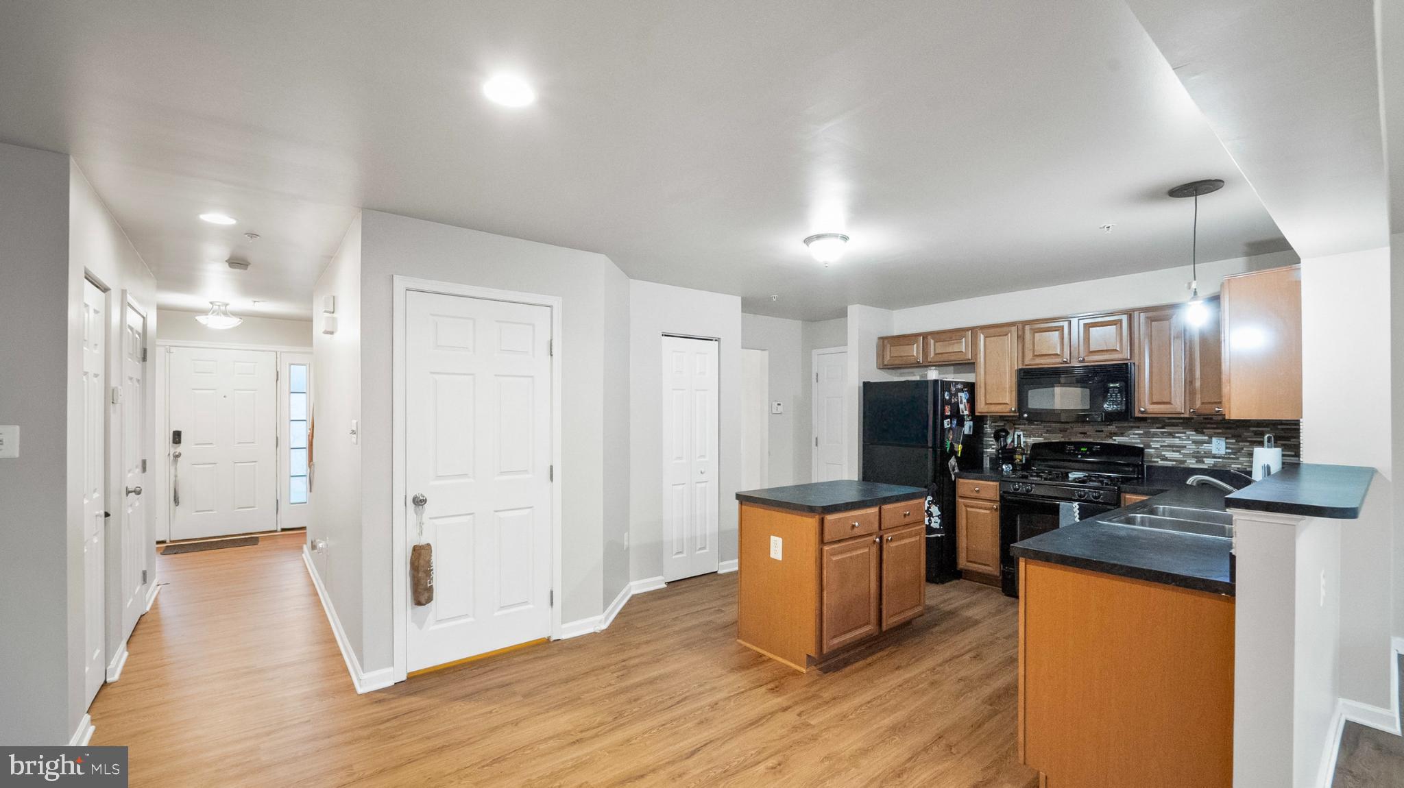 BRANDYWINE CROSSING - Residential Lease