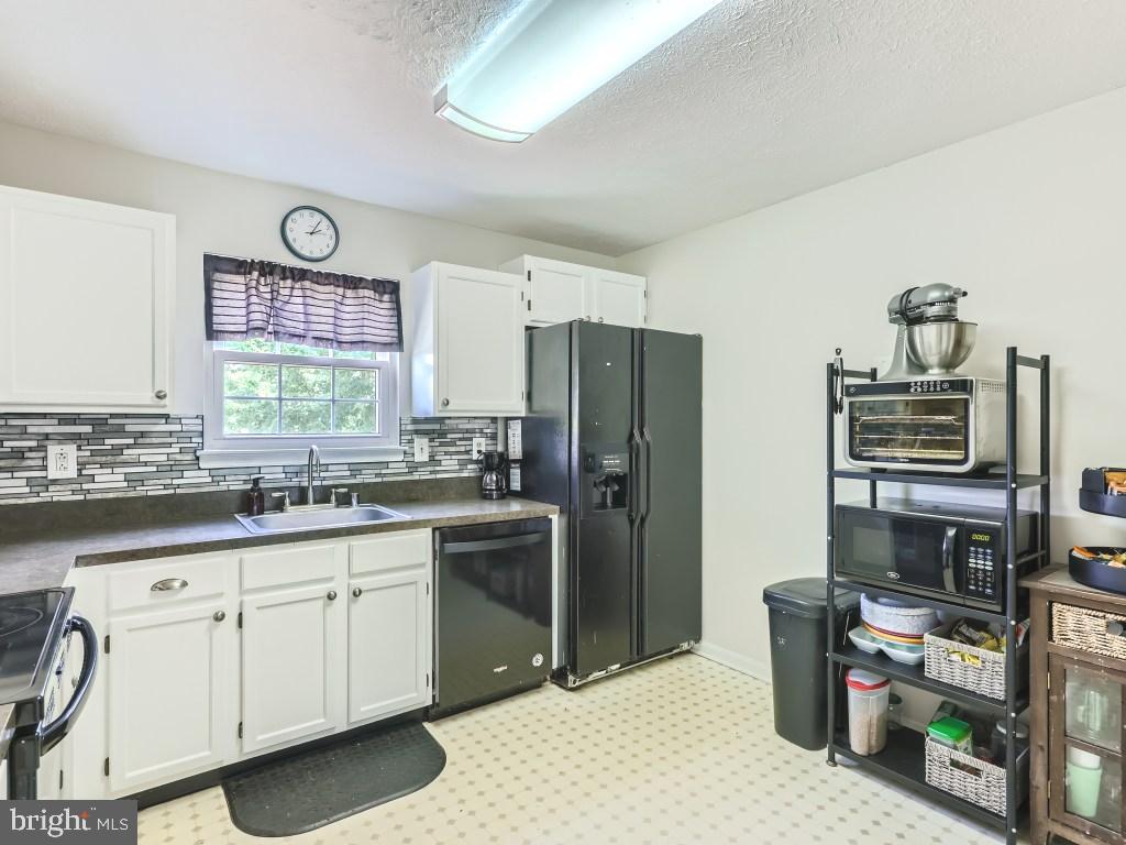 SOUTH HAMPTON - Residential